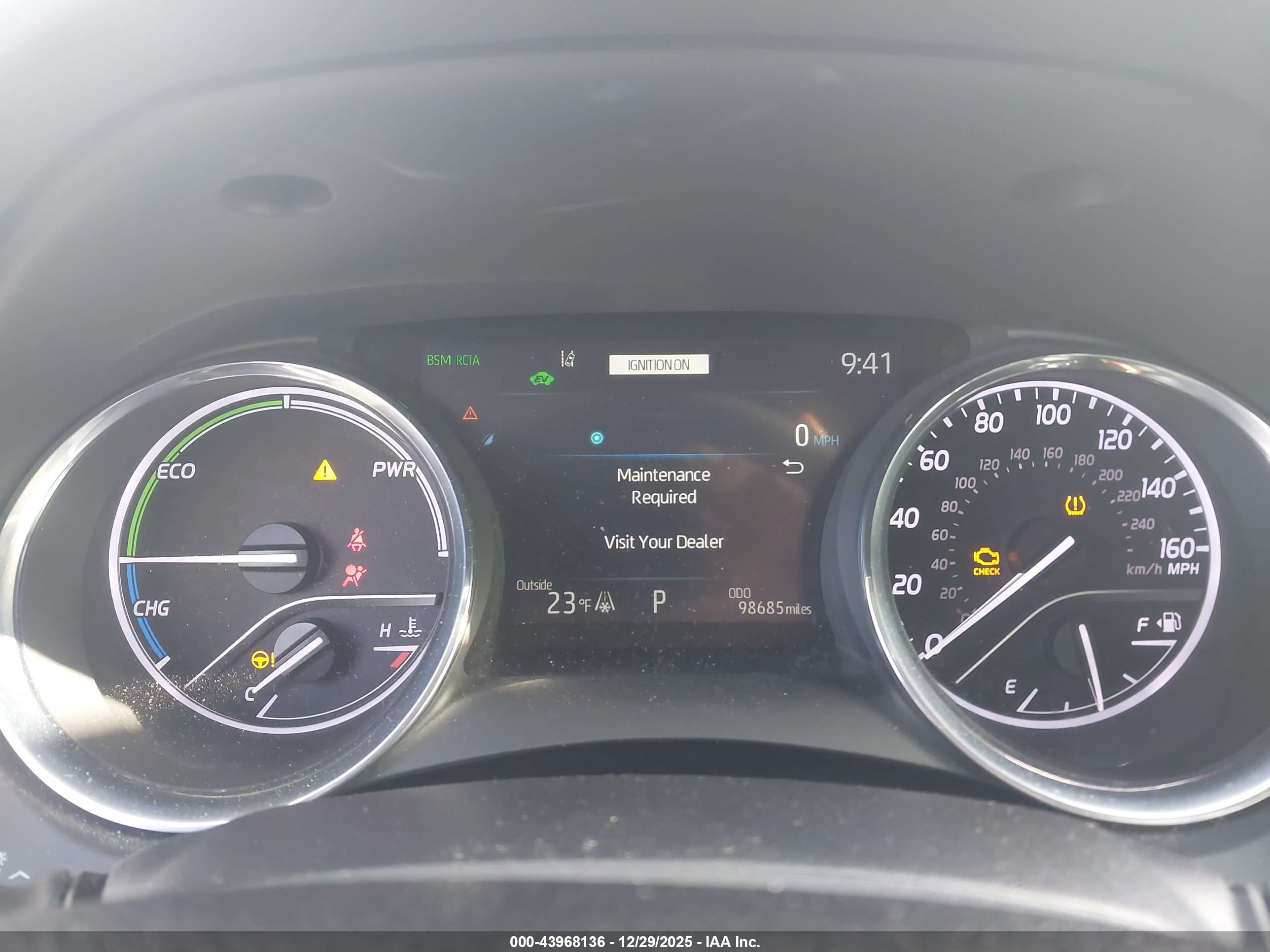 TOYOTA CAMRY image 7