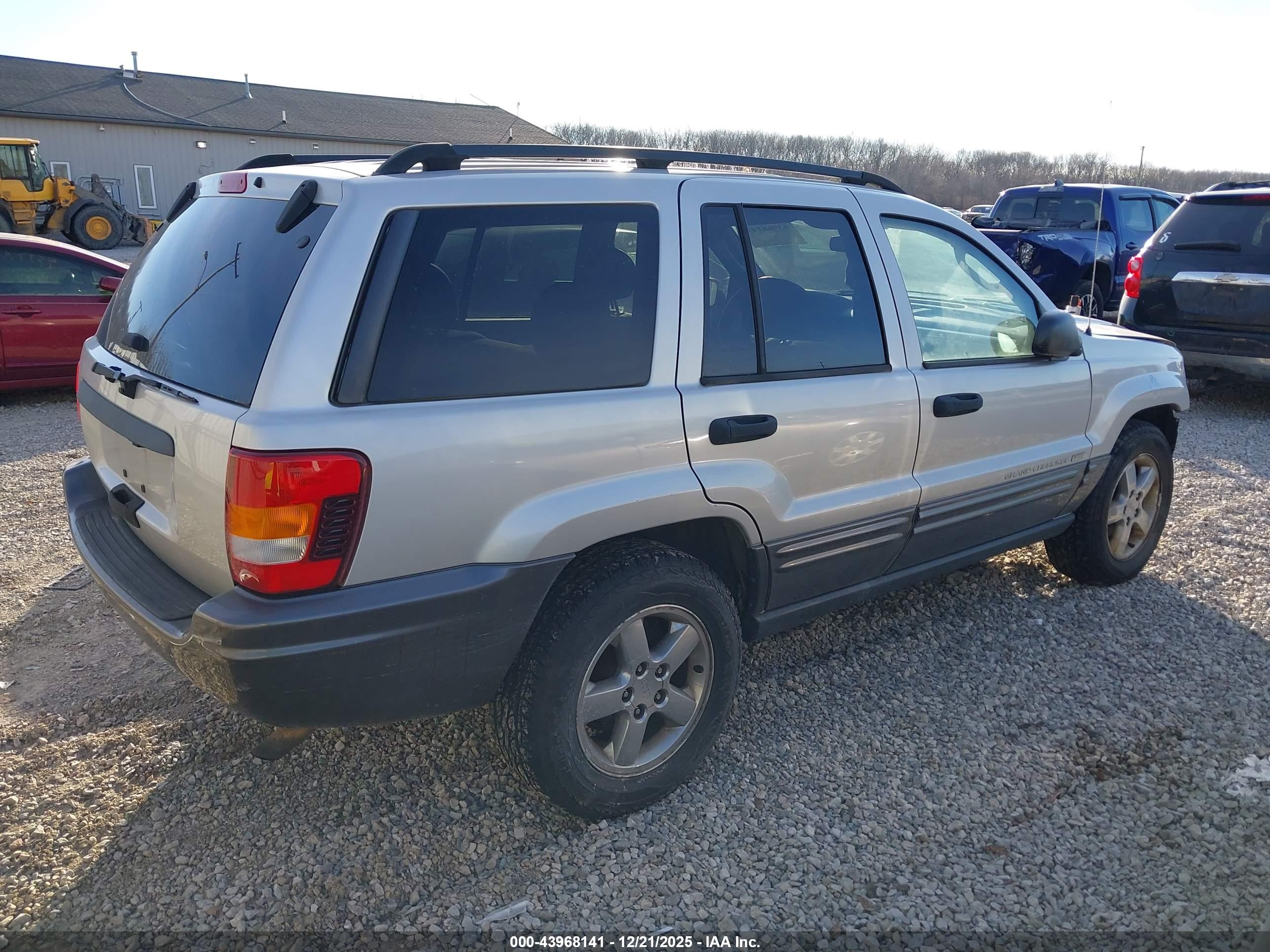 JEEP GRAND image 4