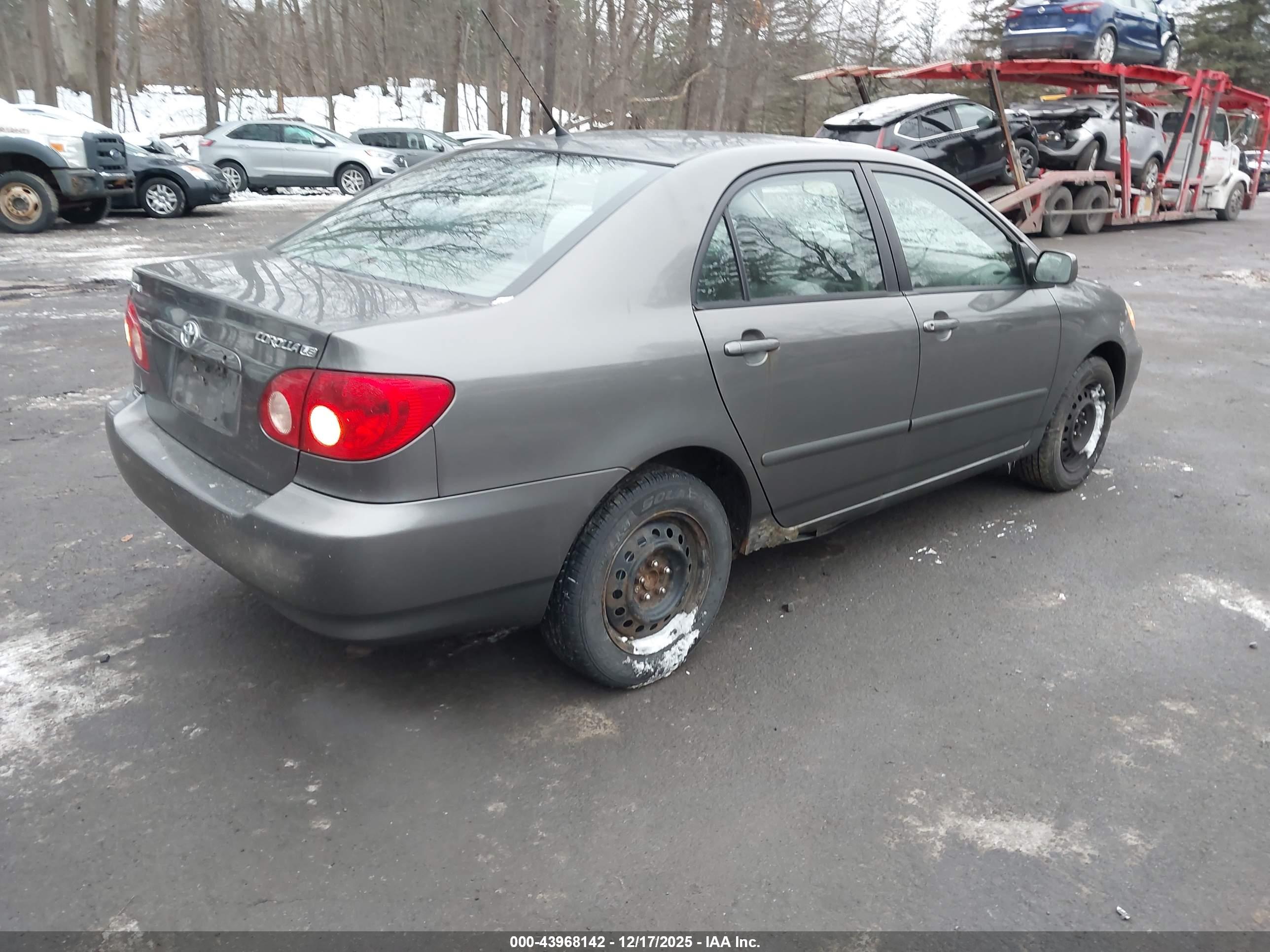 TOYOTA COROLLA image 4