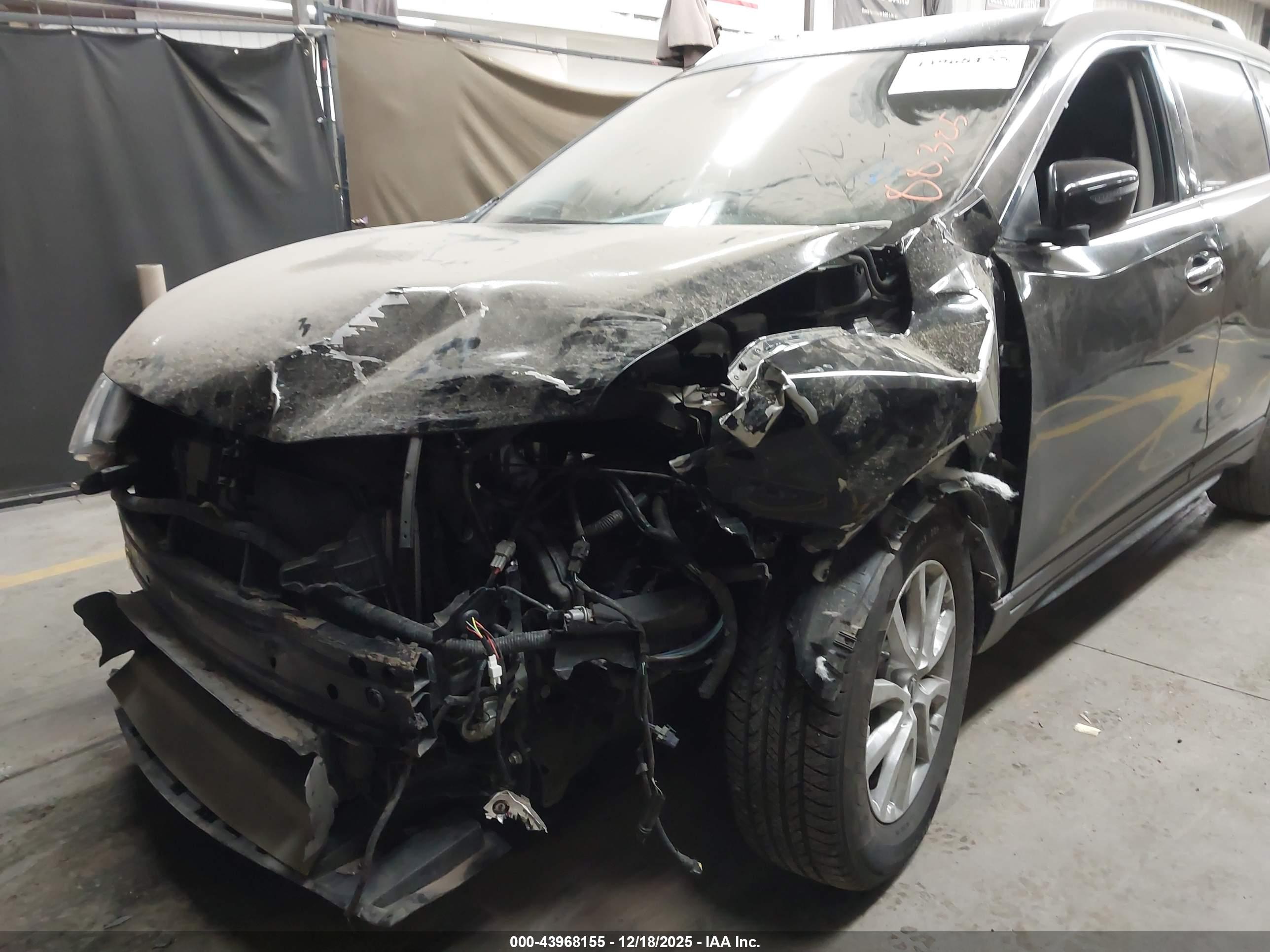 NISSAN ROGUE image 6