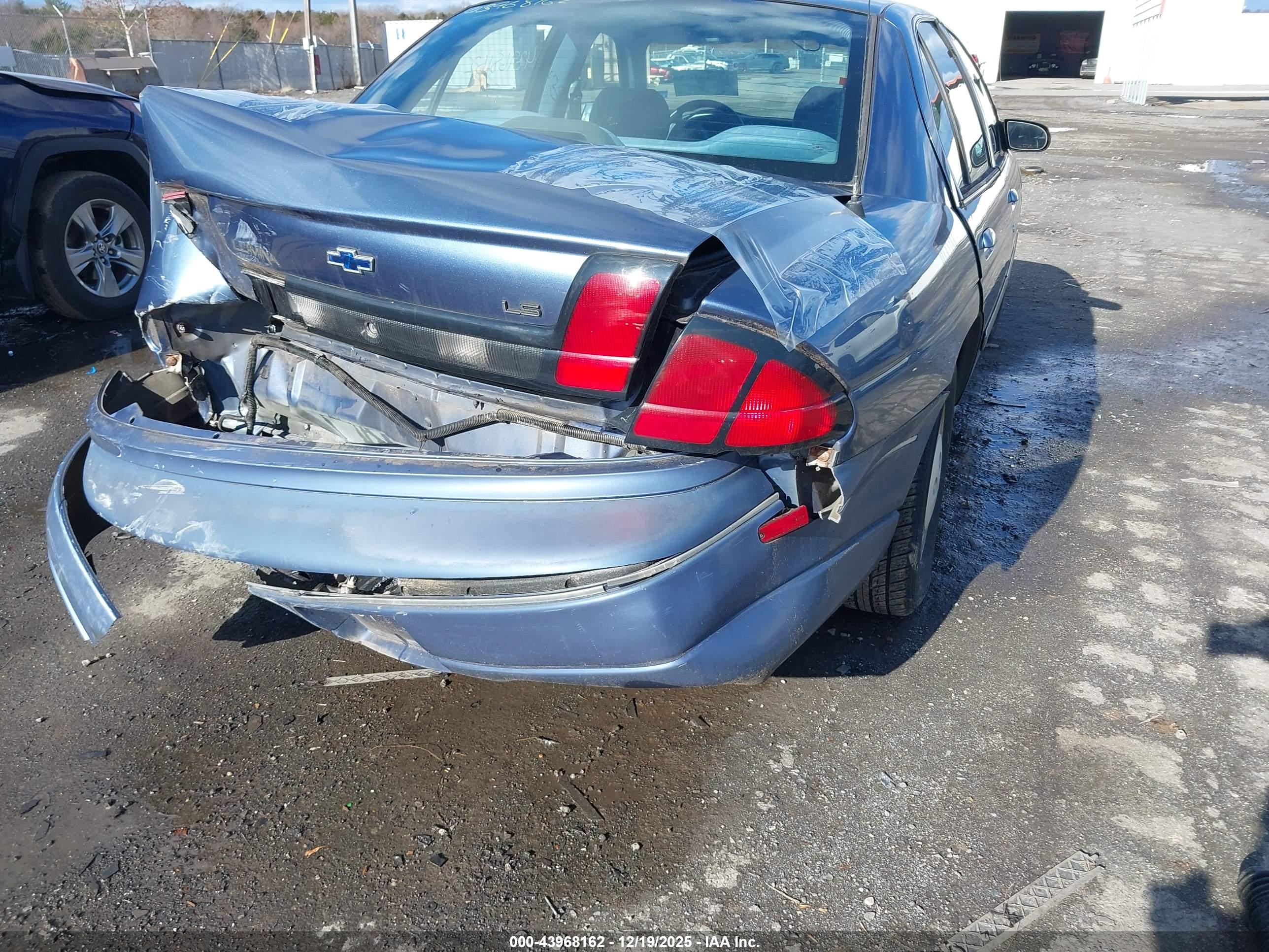 CHEVROLET LUMINA image 6