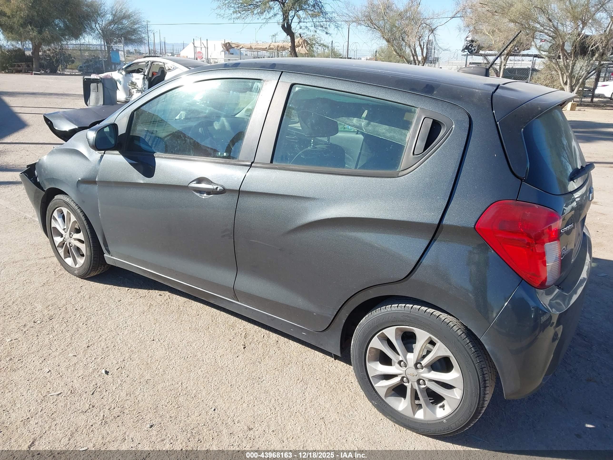 CHEVROLET SPARK image 3