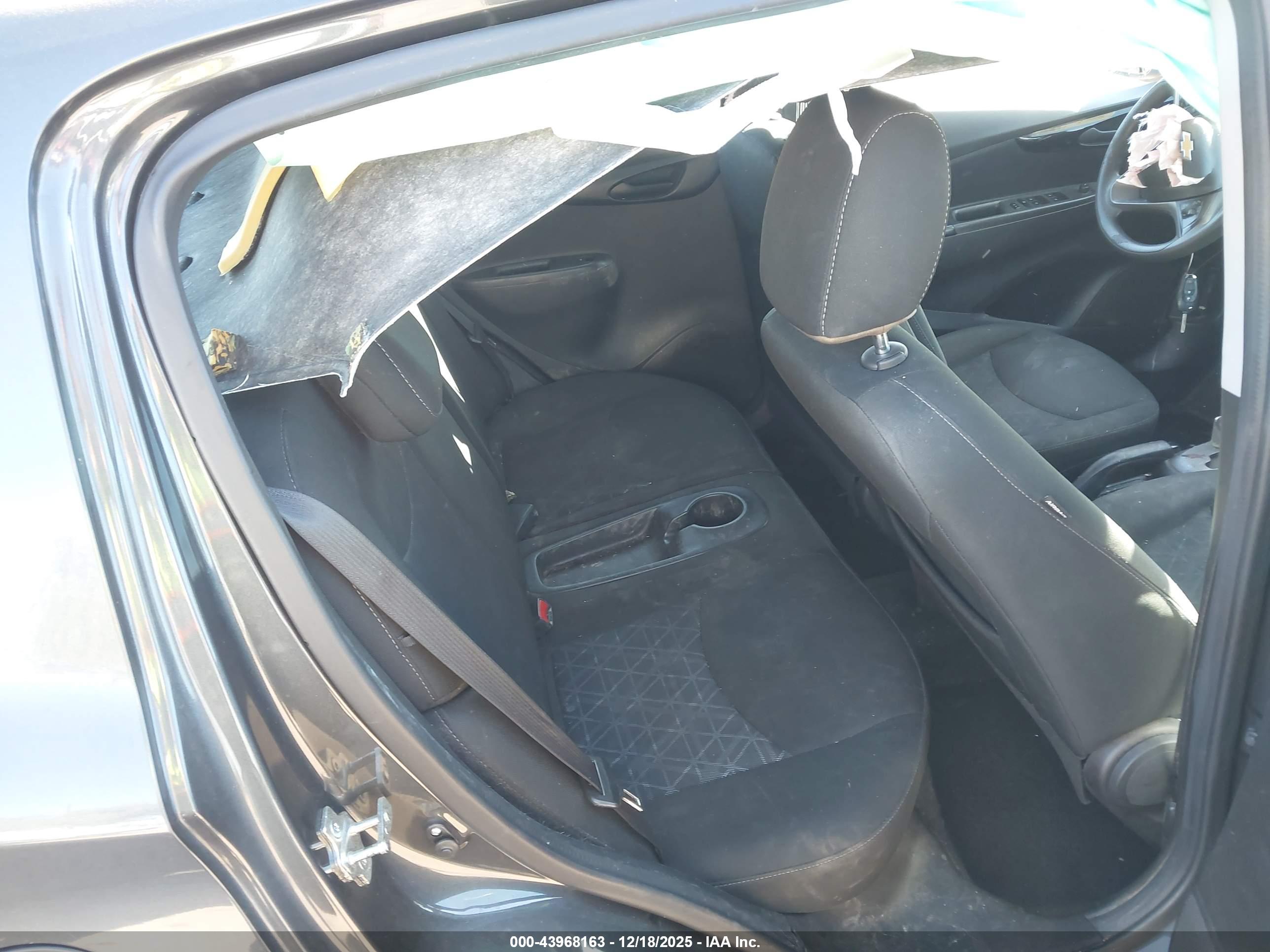 CHEVROLET SPARK image 8