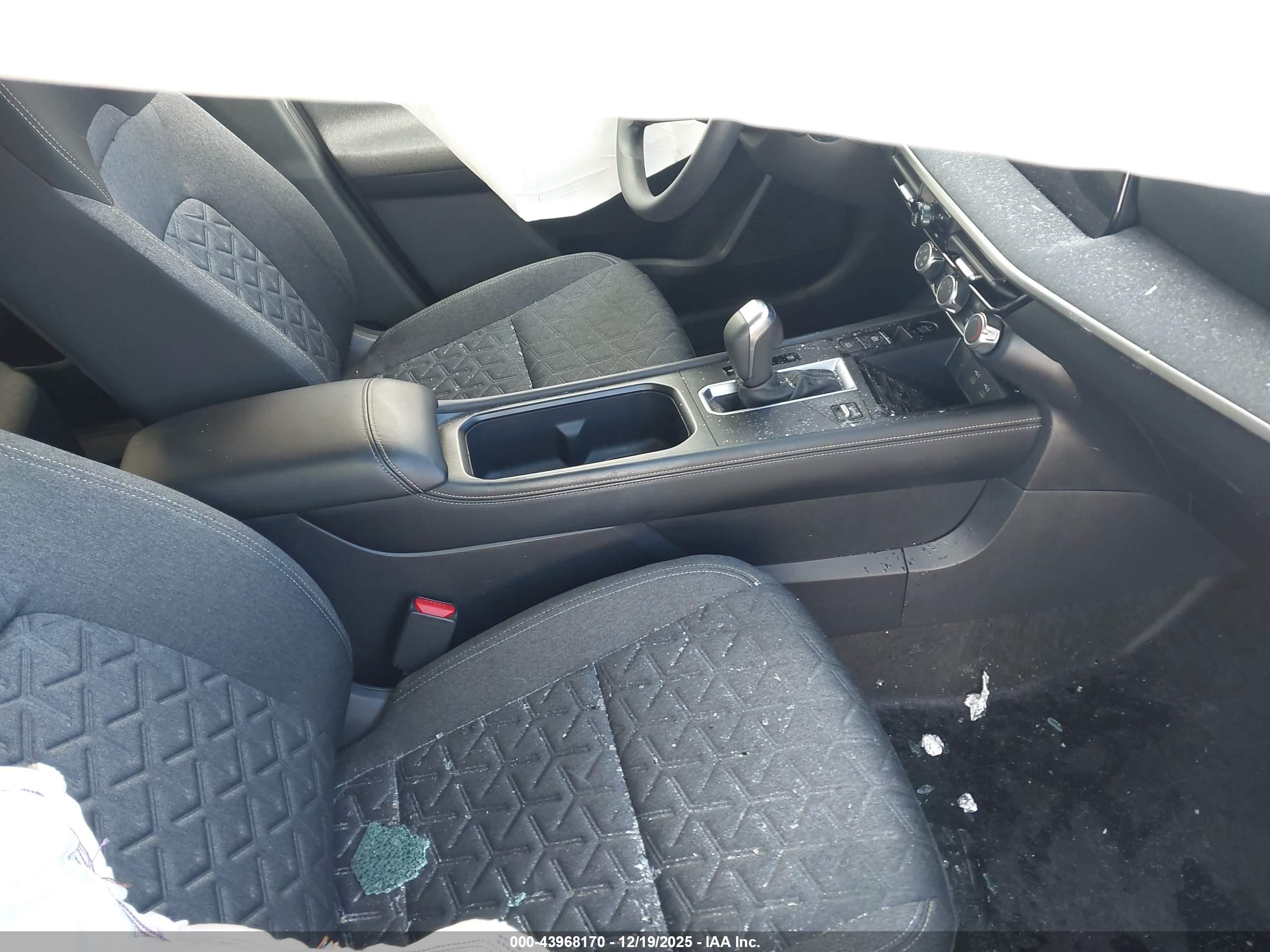 NISSAN KICKS image 5