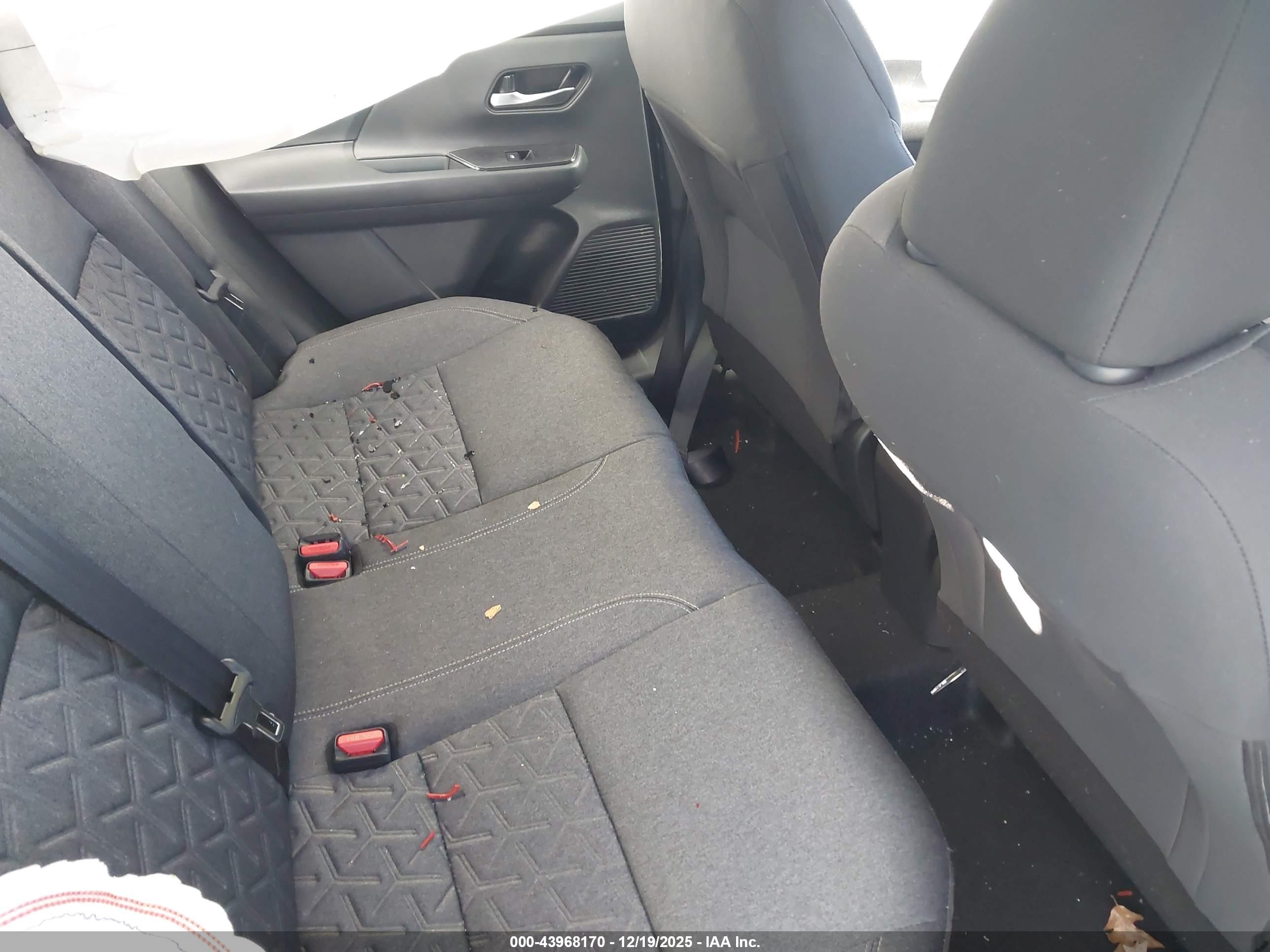 NISSAN KICKS image 8