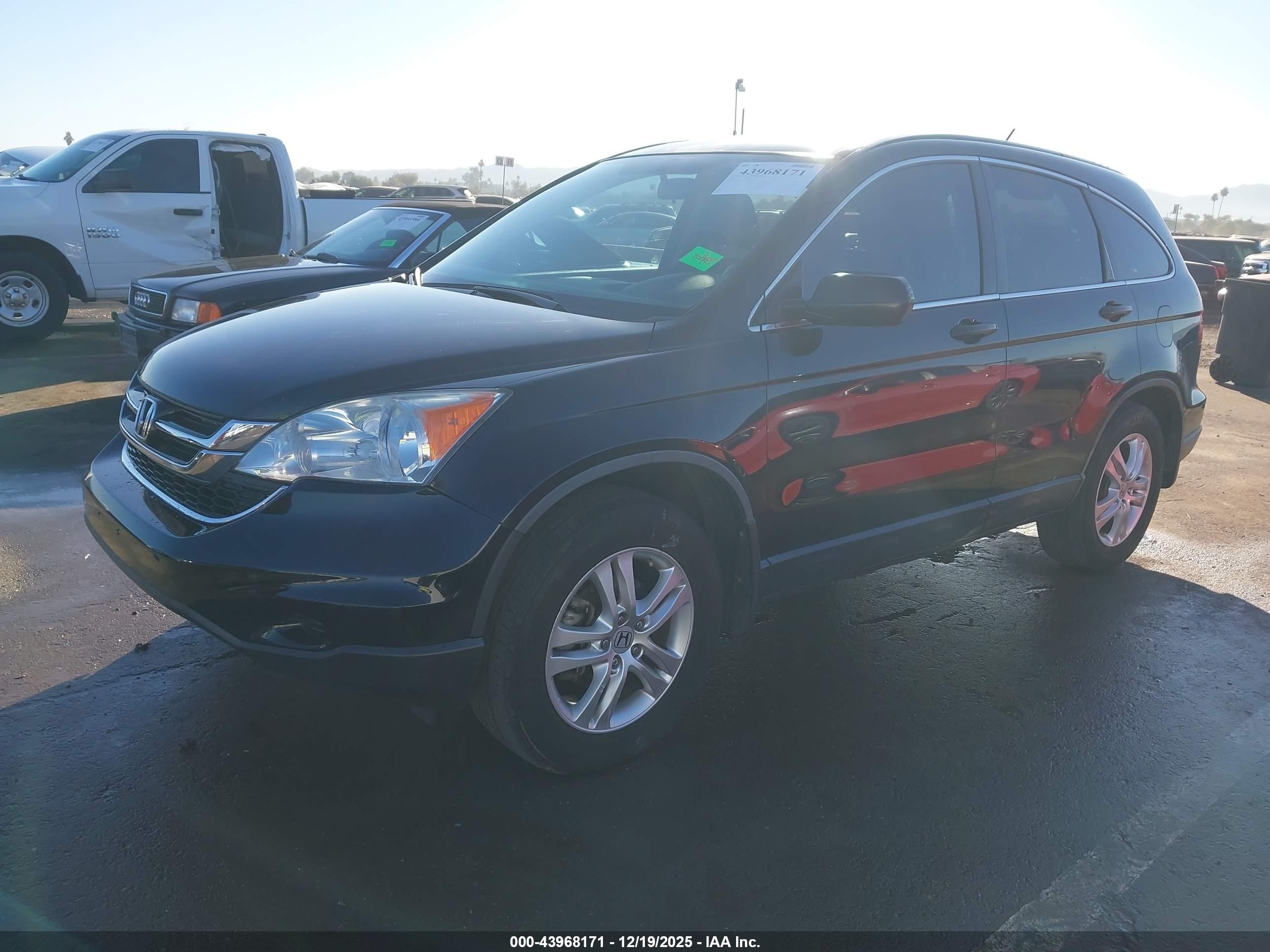 HONDA CR-V image 2