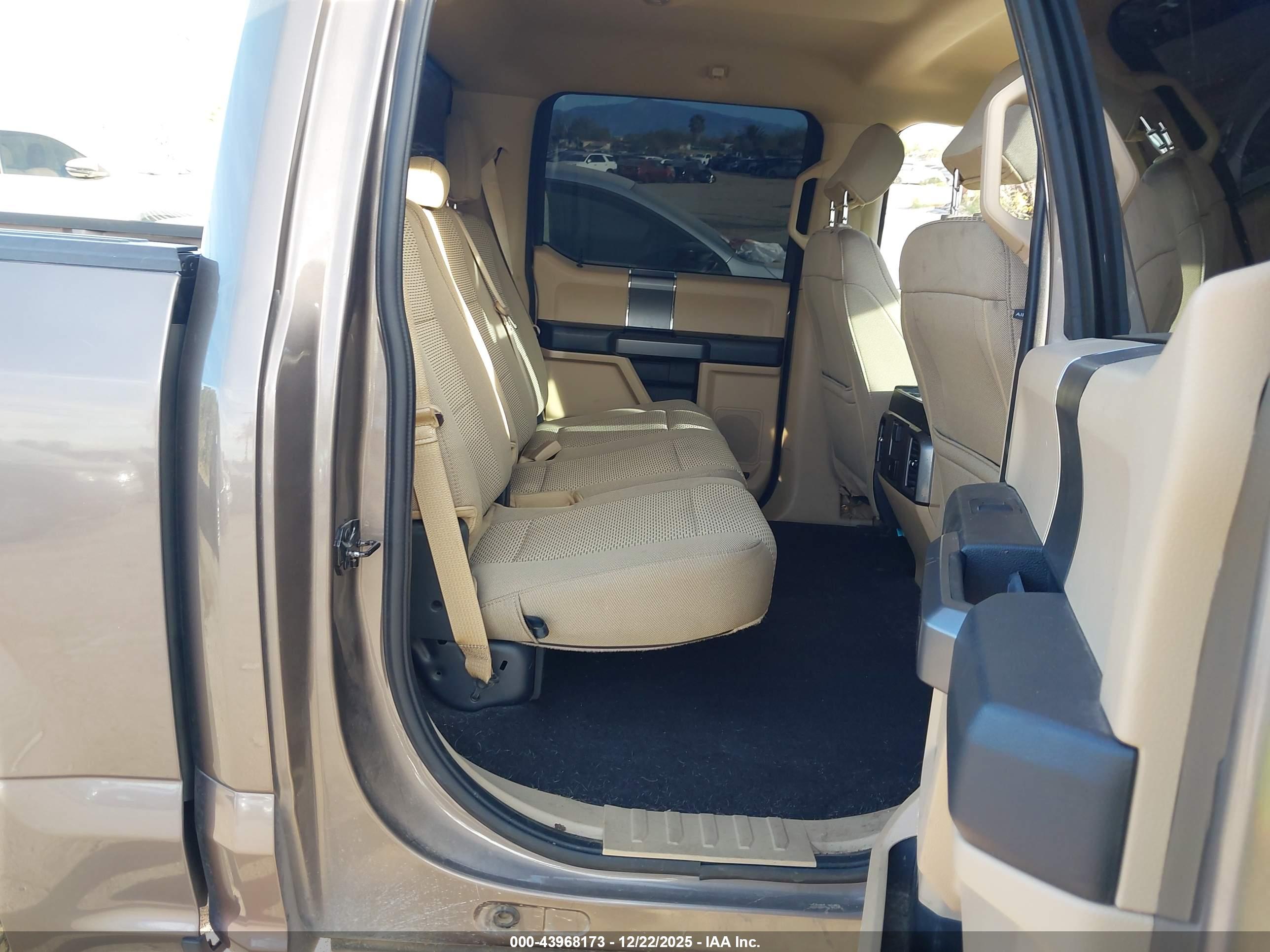 FORD F-150 image 8
