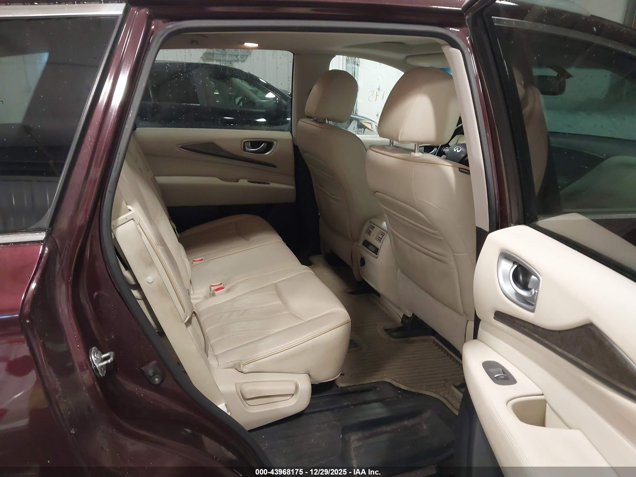 INFINITI QX60 image 8