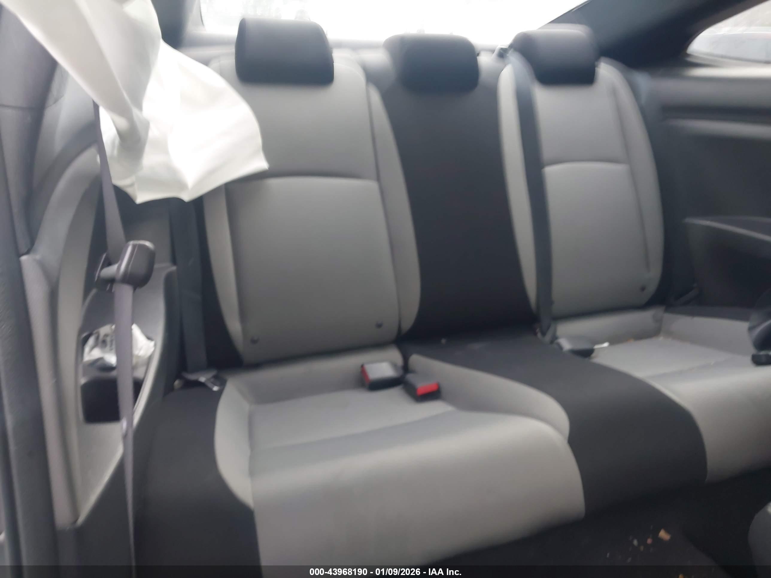 HONDA CIVIC image 8