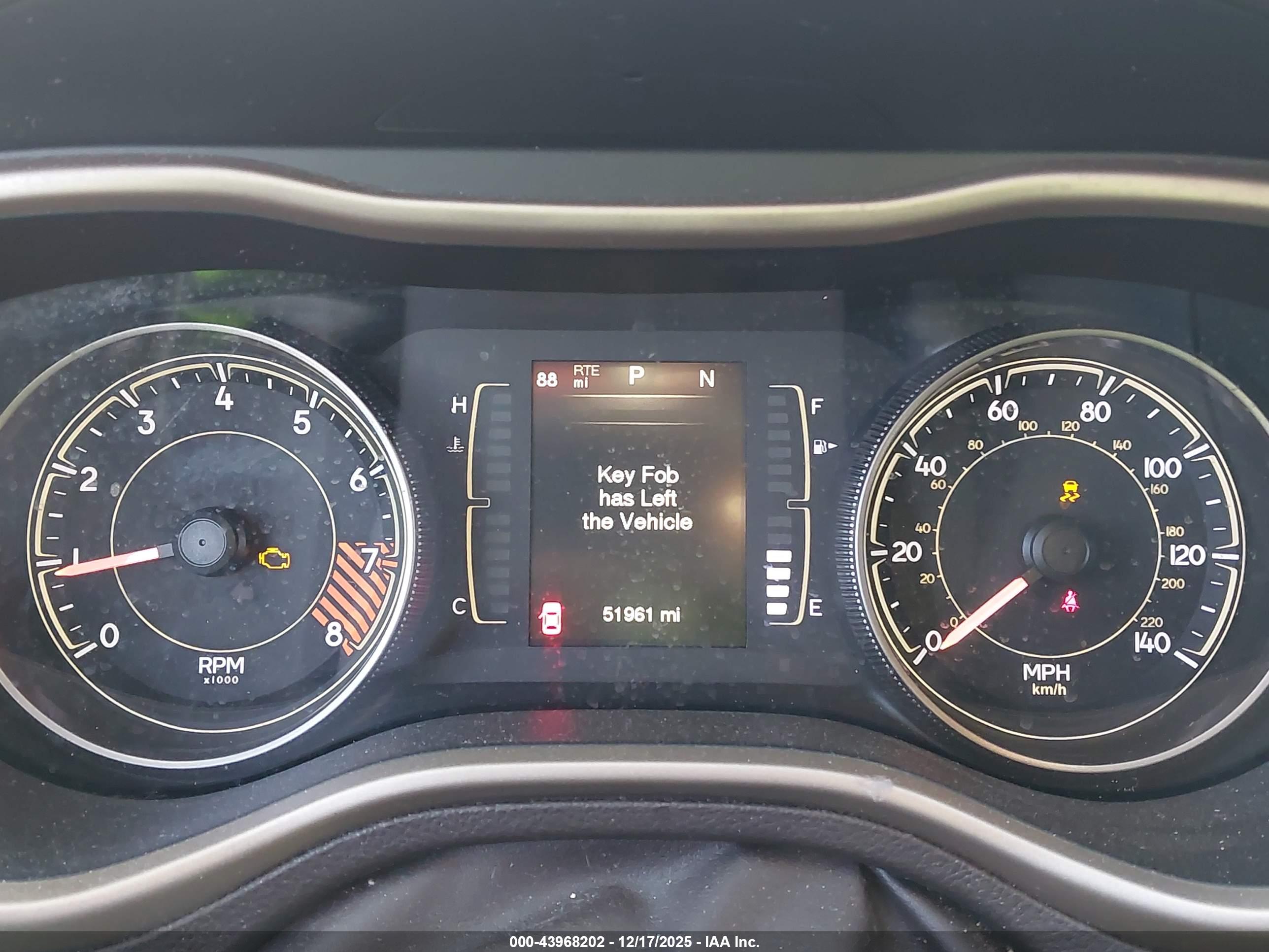 JEEP CHEROKEE image 7
