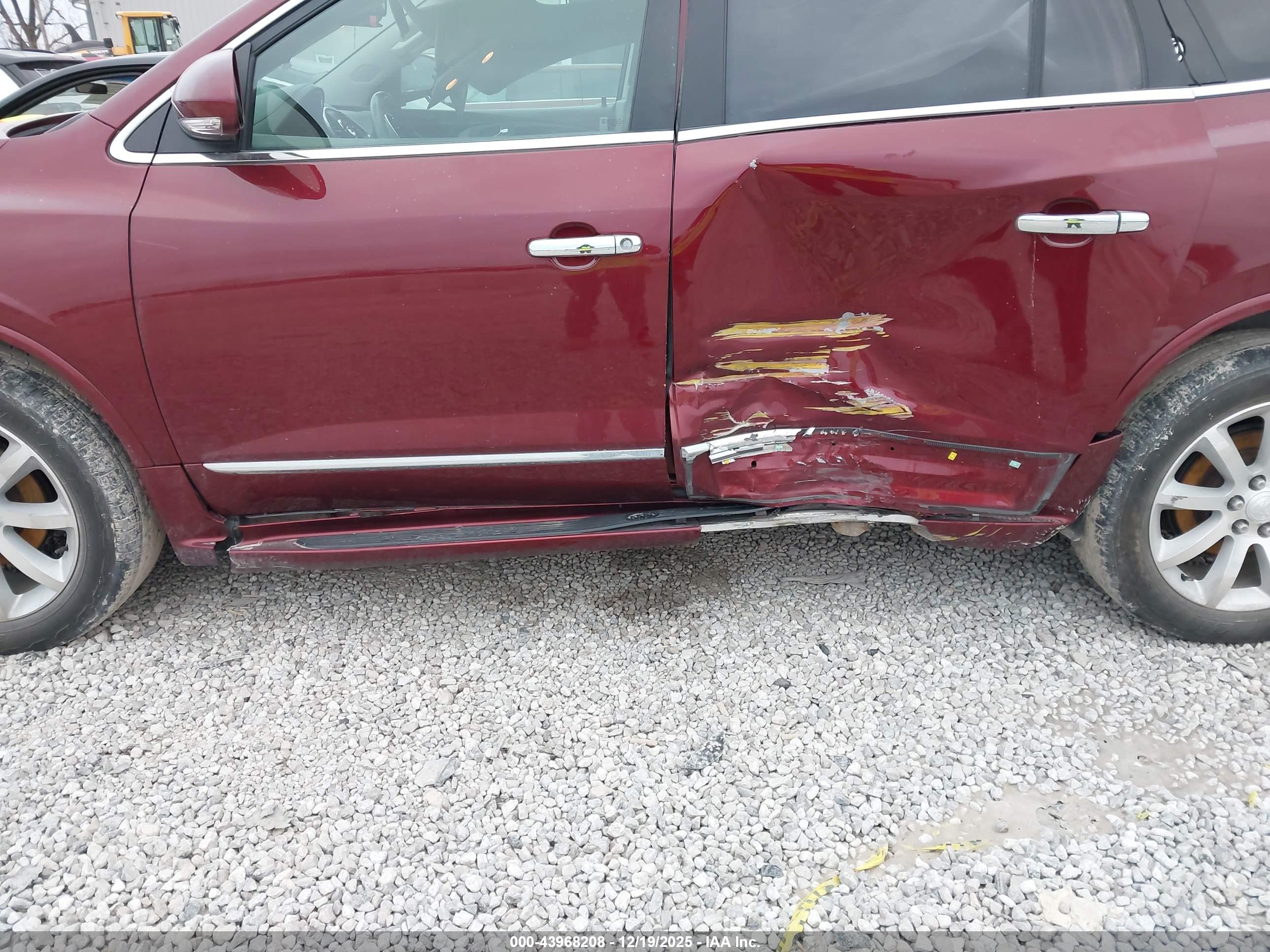 BUICK ENCLAVE image 6