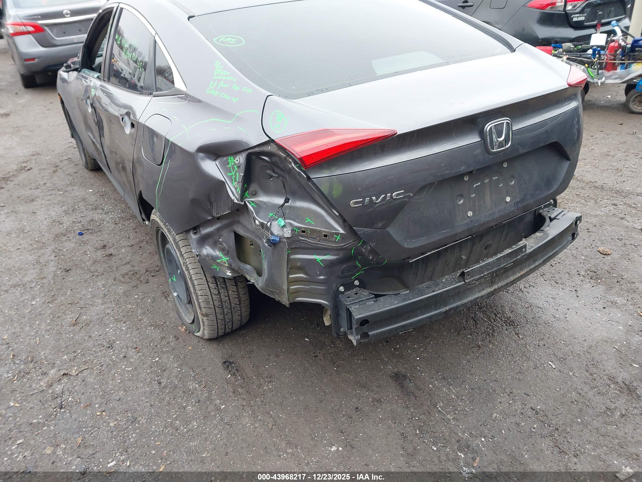 HONDA CIVIC image 6