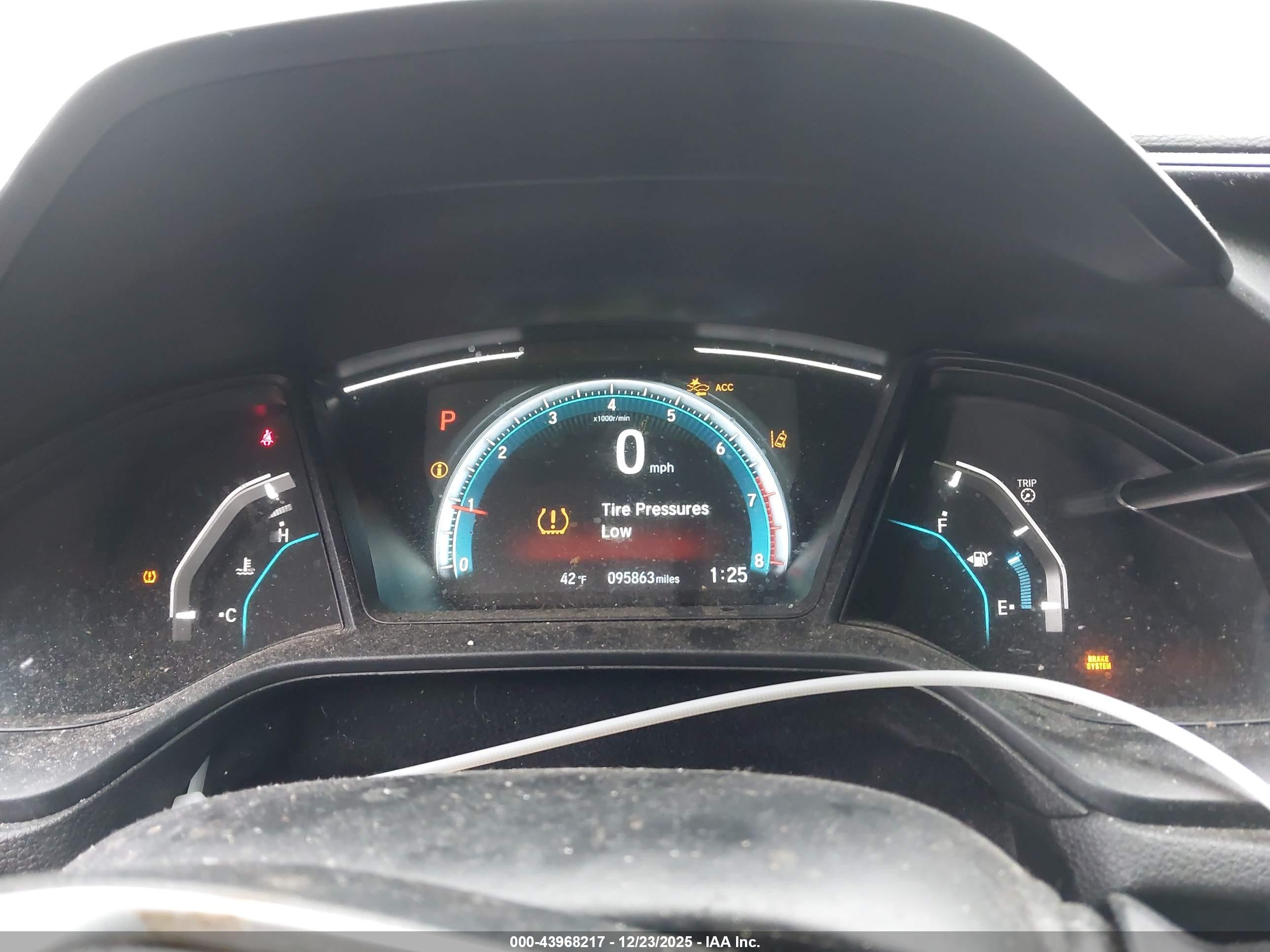 HONDA CIVIC image 7