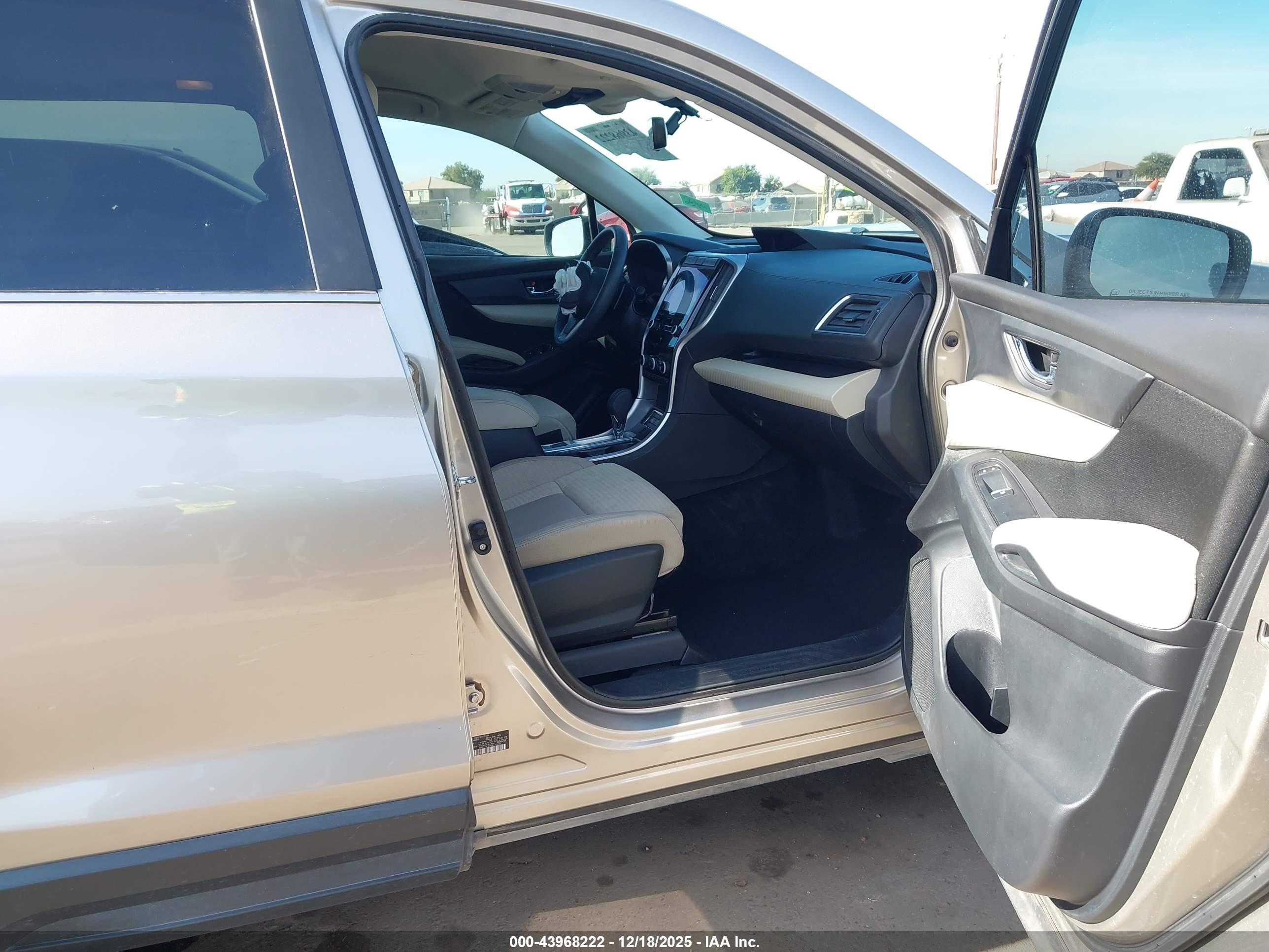 SUBARU ASCENT image 5