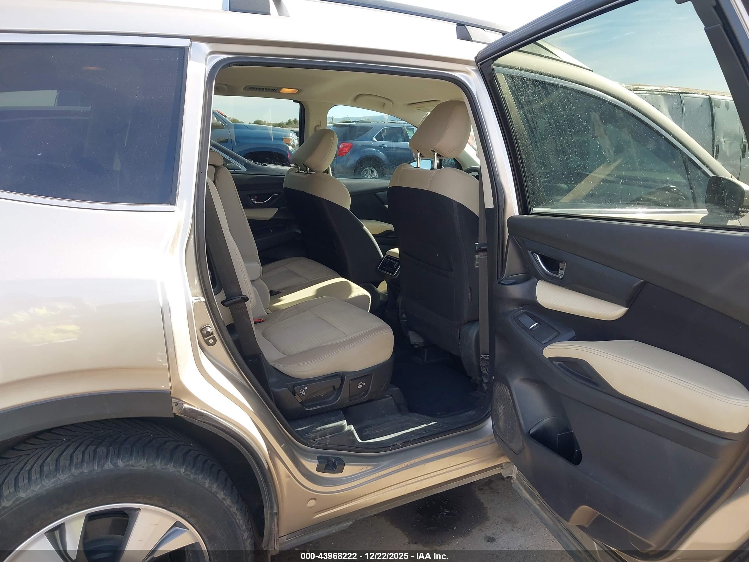 SUBARU ASCENT image 8