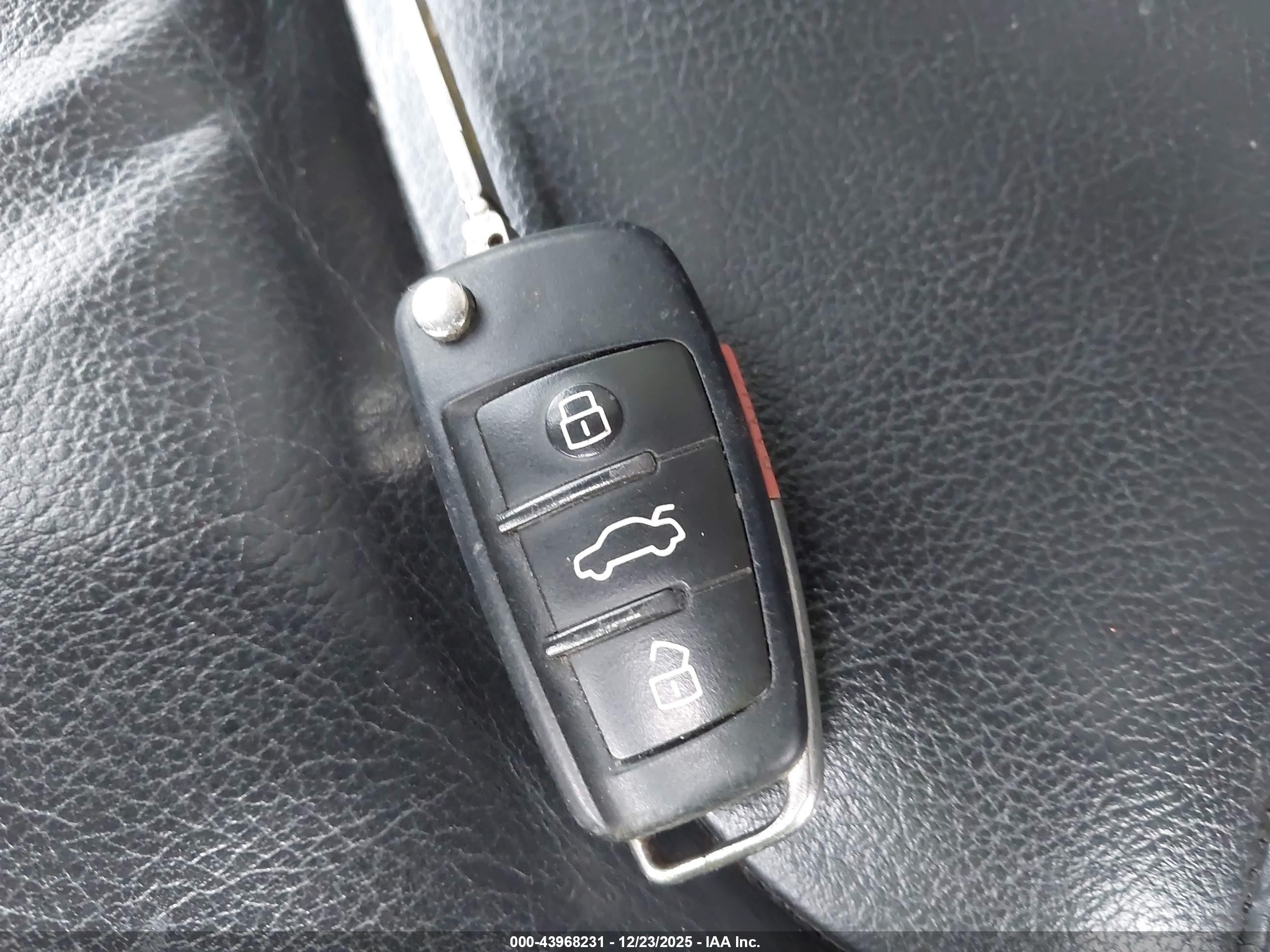 AUDI Q7 image 11