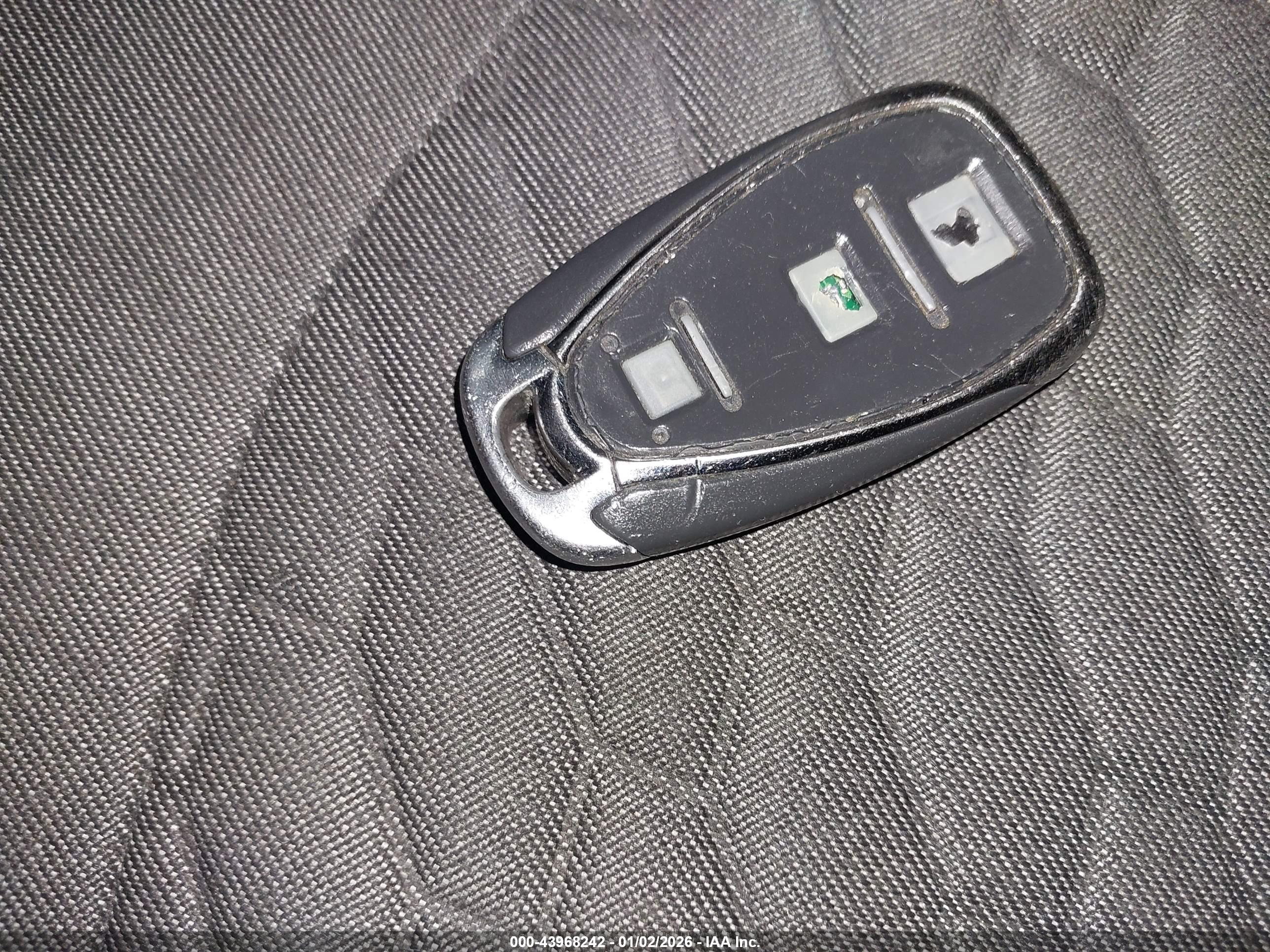 CHEVROLET EQUINOX image 11