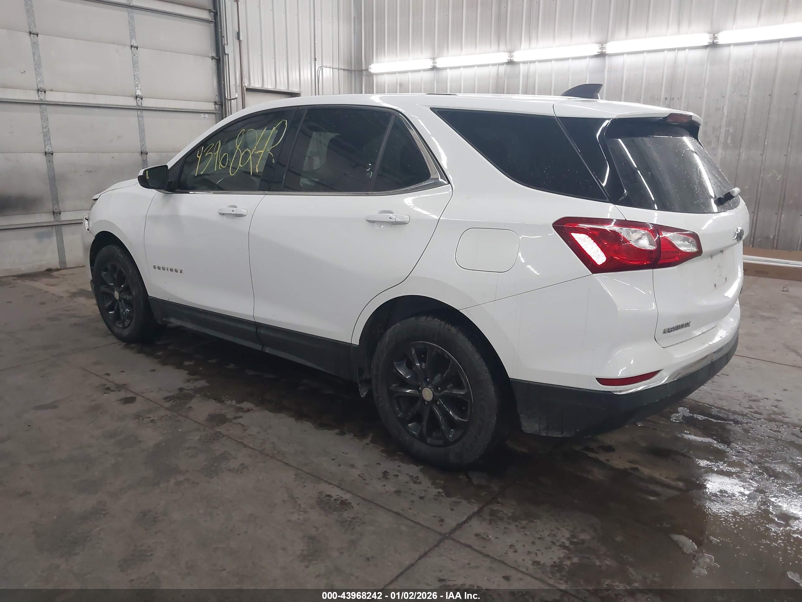 CHEVROLET EQUINOX image 3