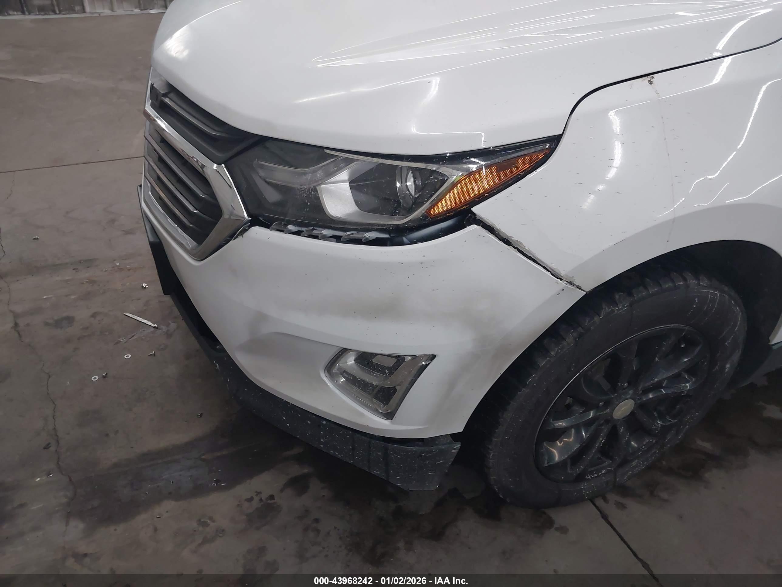 CHEVROLET EQUINOX image 6