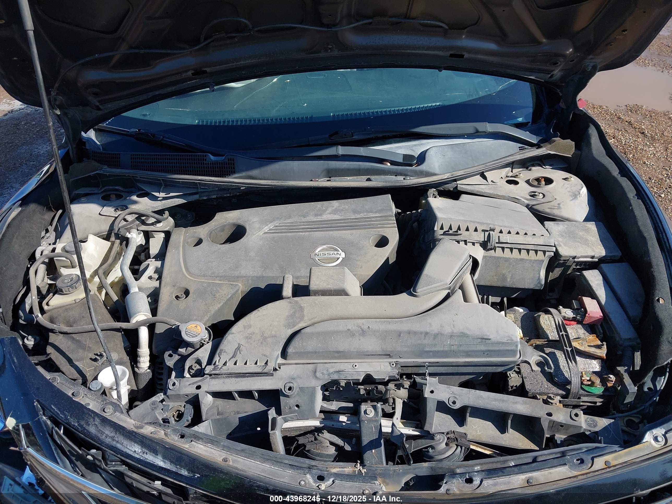 NISSAN ALTIMA image 10