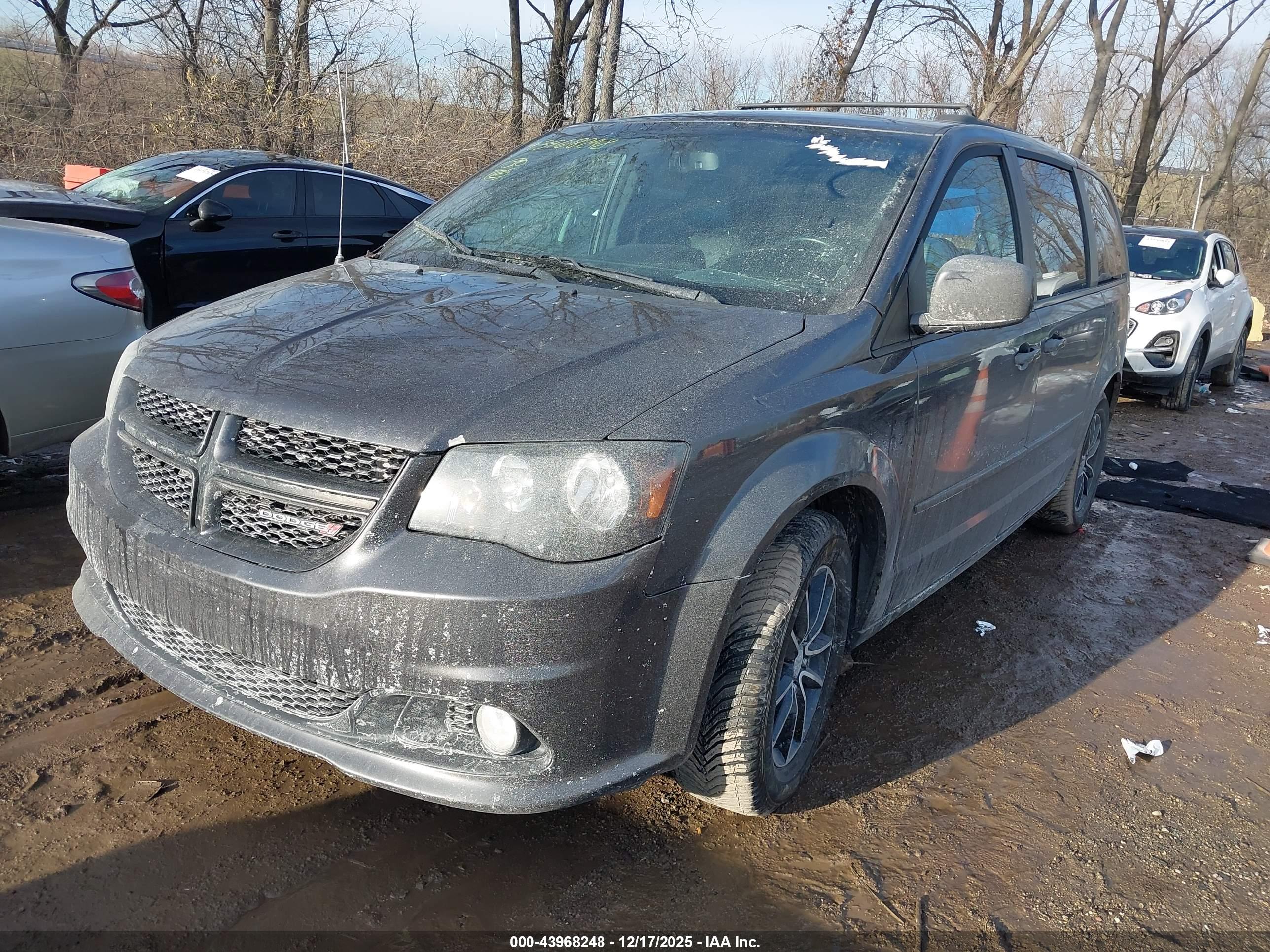 DODGE GRAND image 2