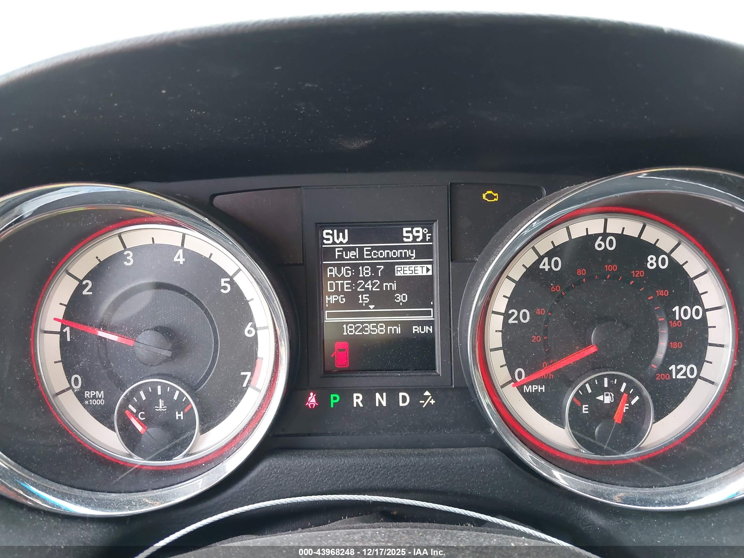 DODGE GRAND image 7