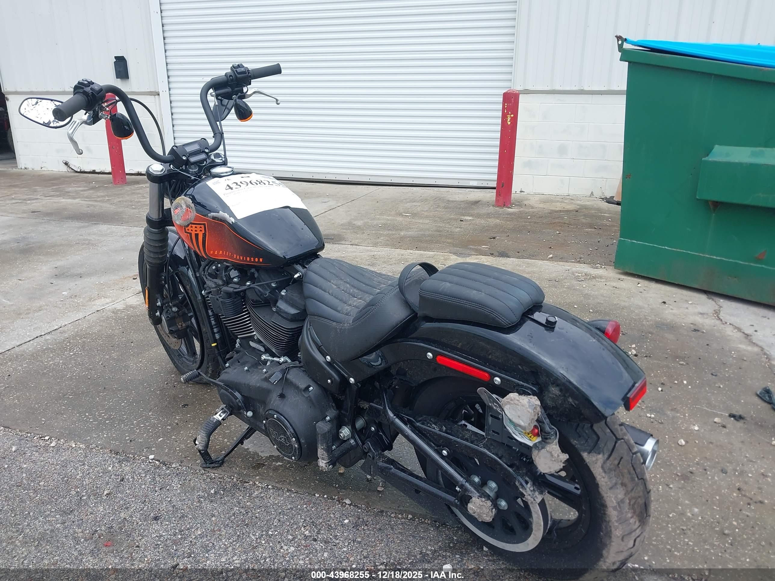 HARLEY-DAVIDSON FXBBS image 3