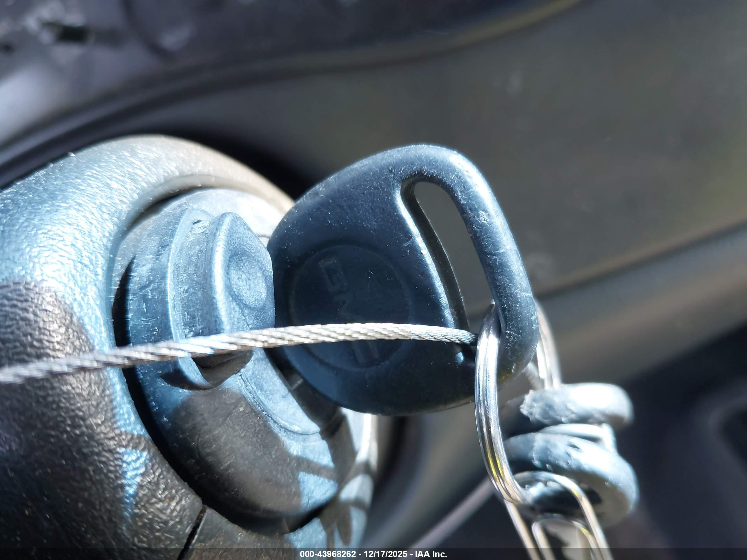 GMC SIERRA image 11