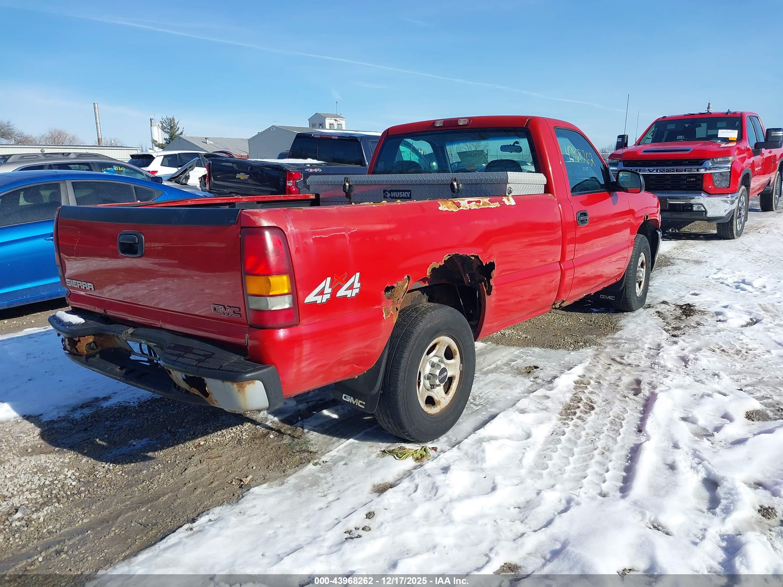 GMC SIERRA image 4
