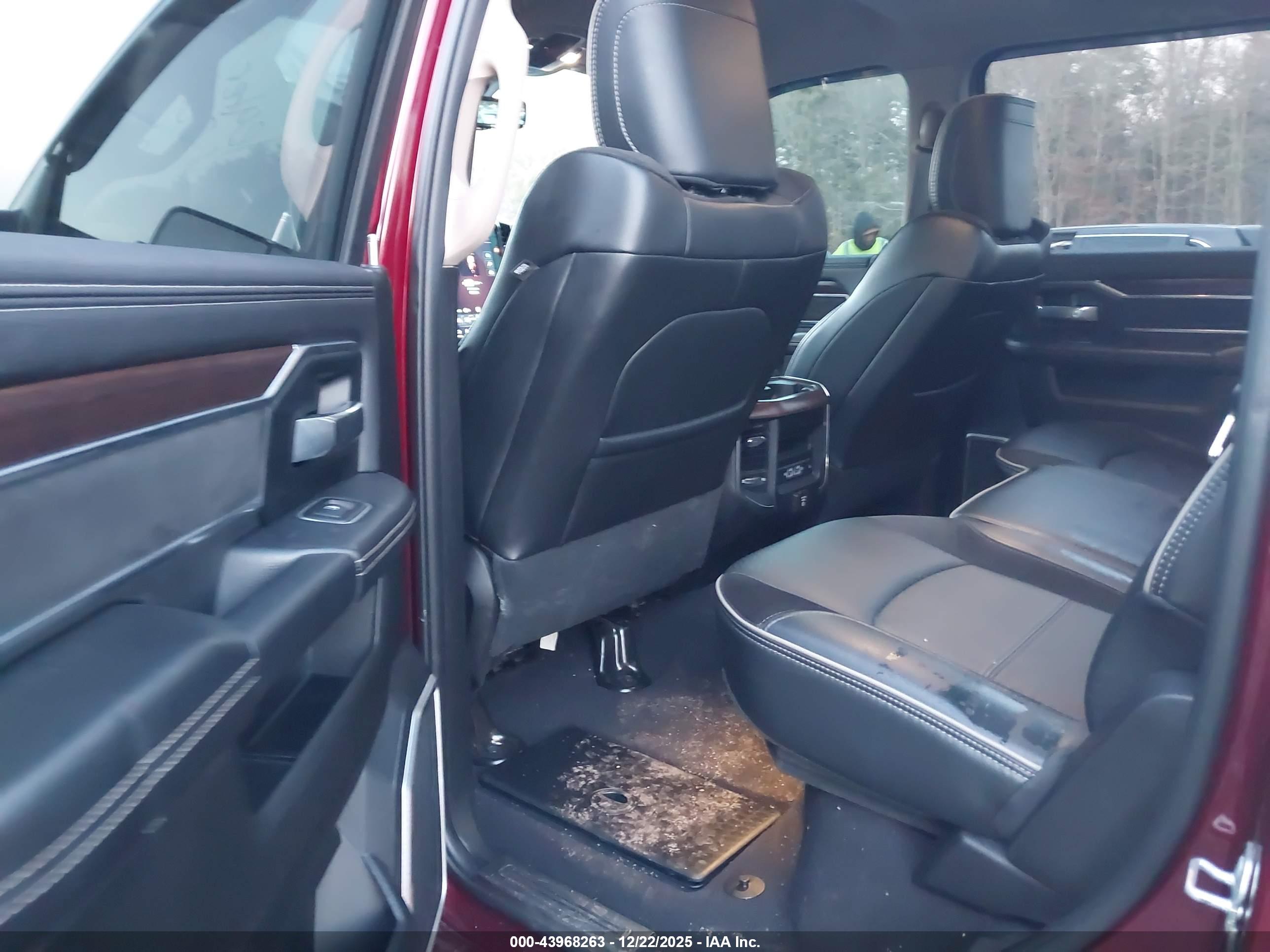 RAM 3500 image 8