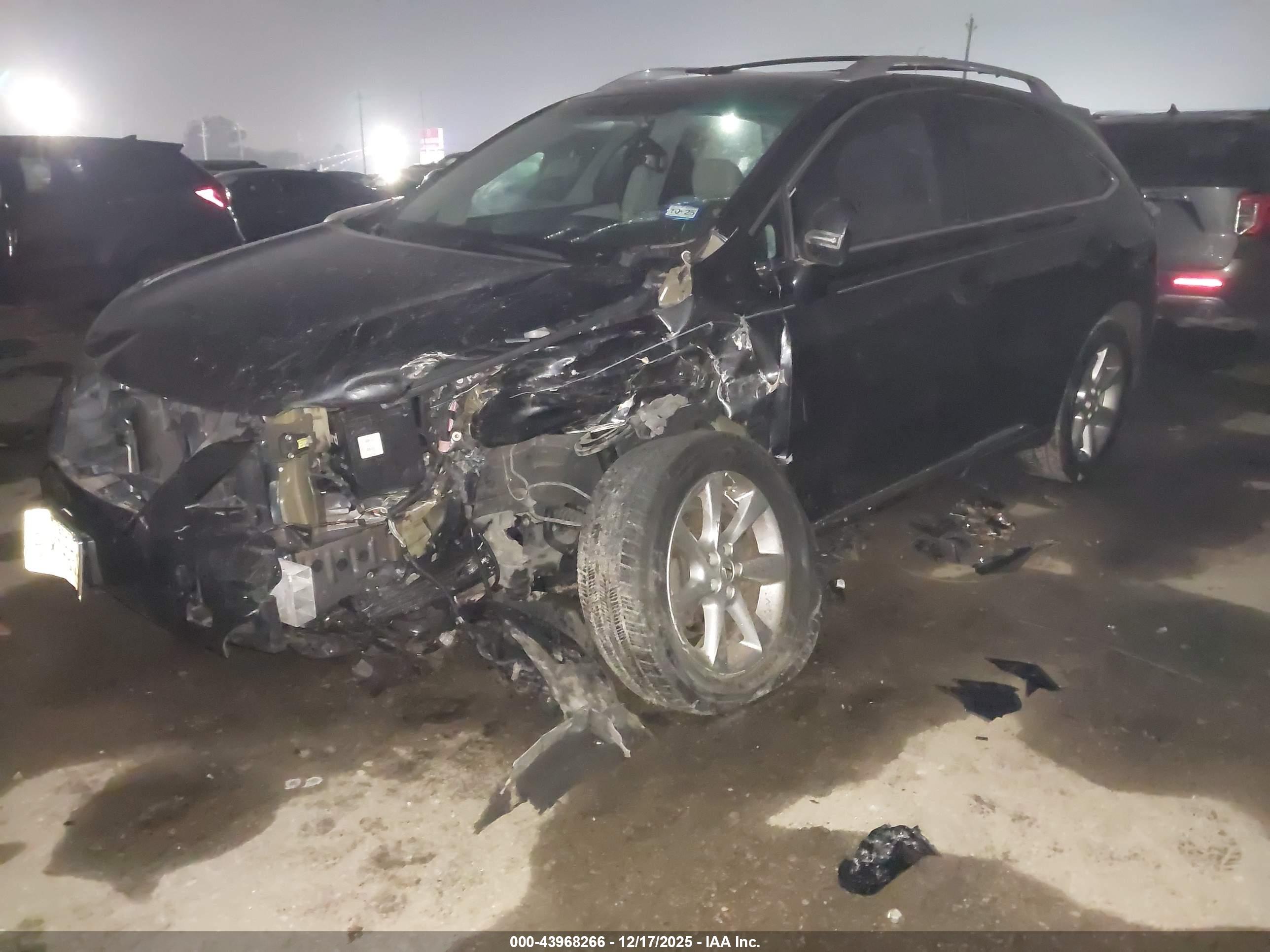 LEXUS RX image 2
