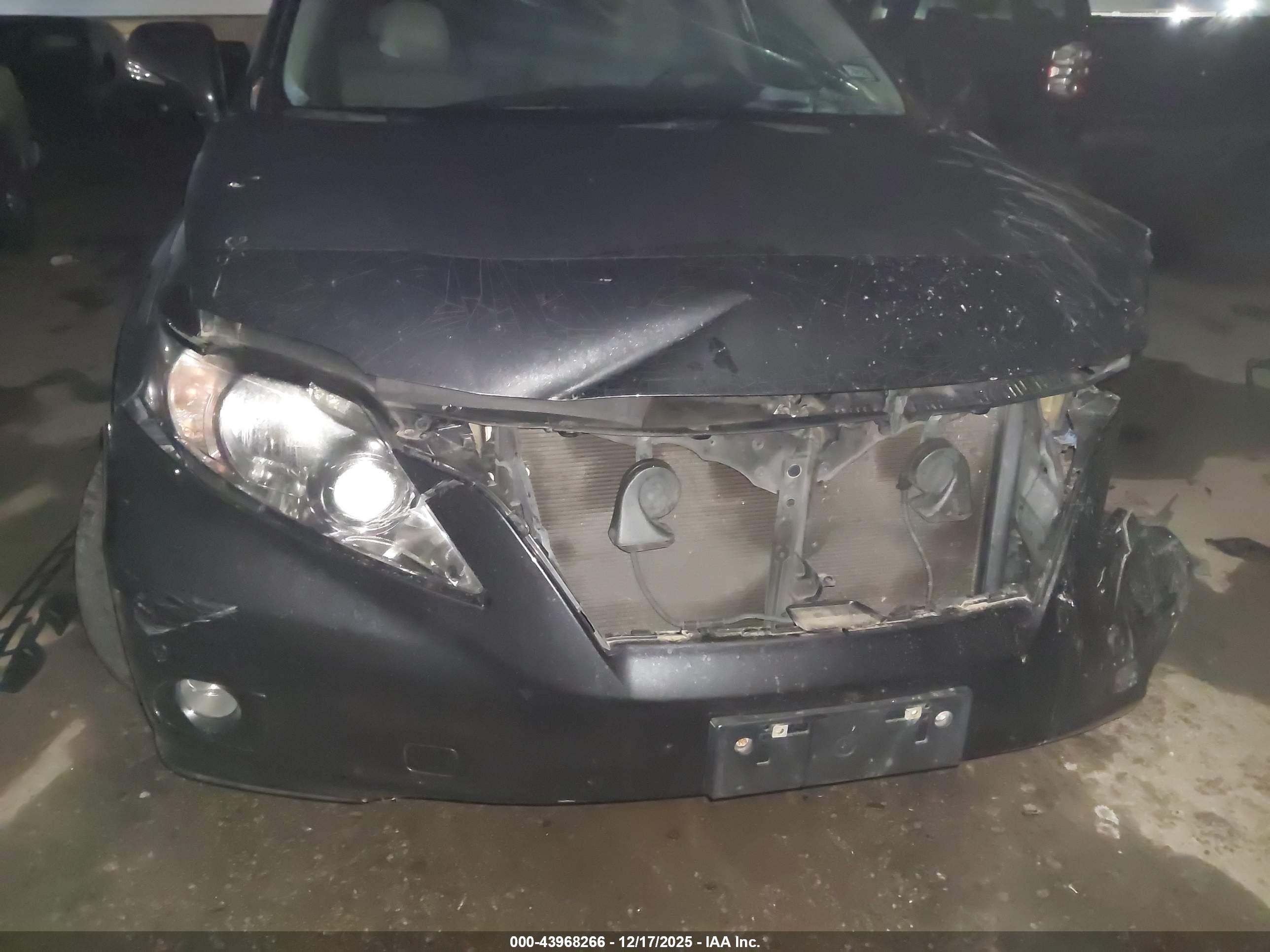 LEXUS RX image 6