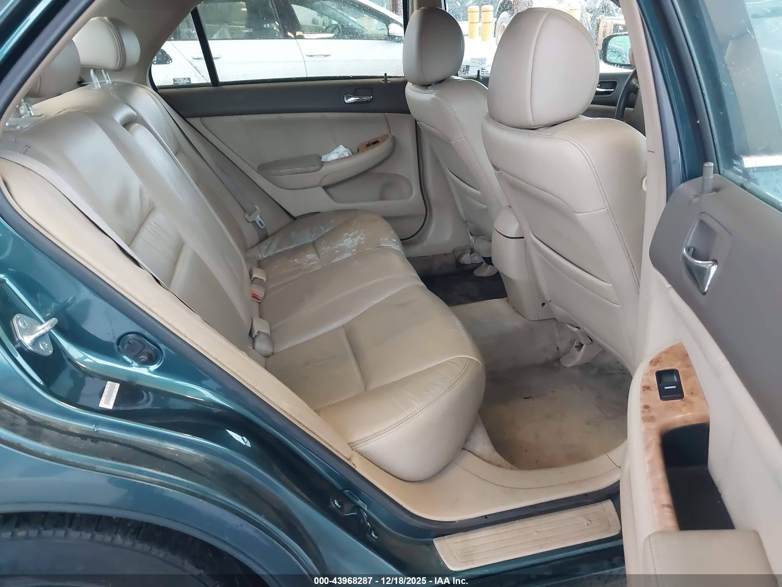 HONDA ACCORD image 8