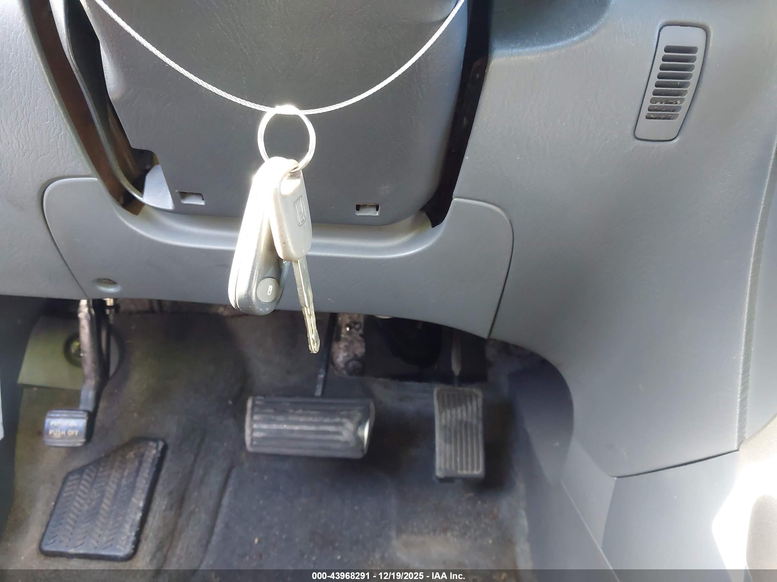 HONDA PILOT image 11