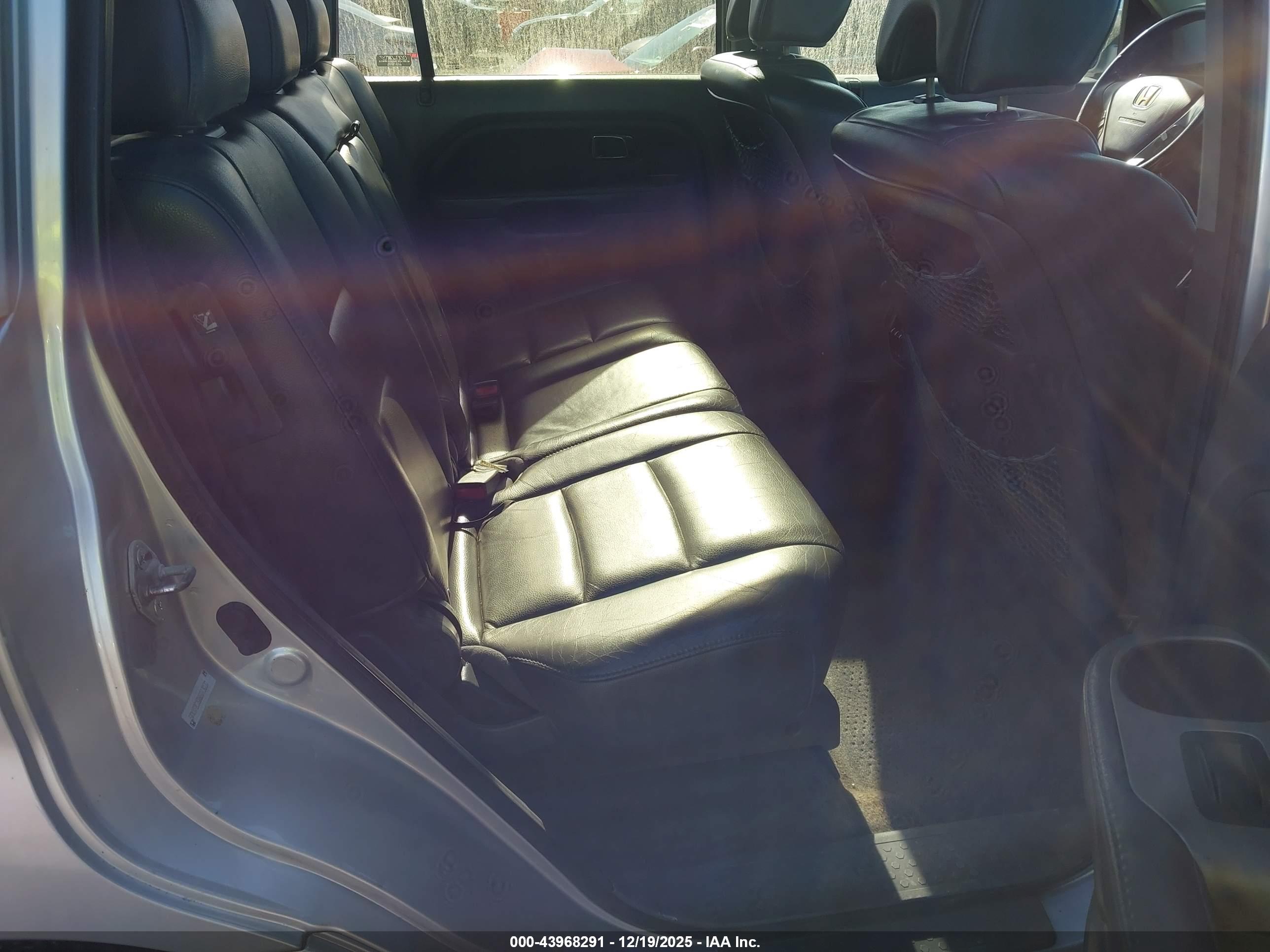 HONDA PILOT image 8