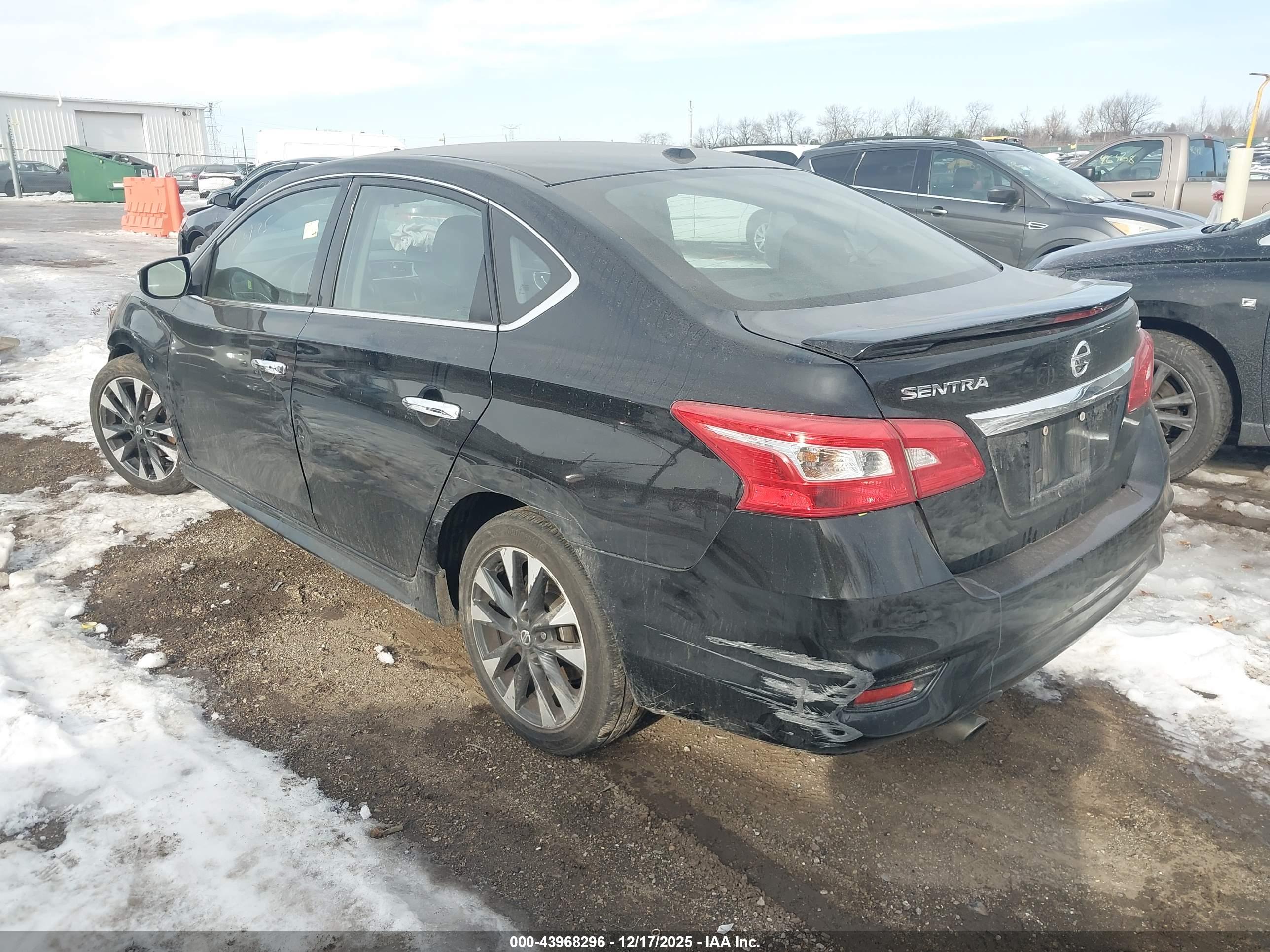 NISSAN SENTRA image 3