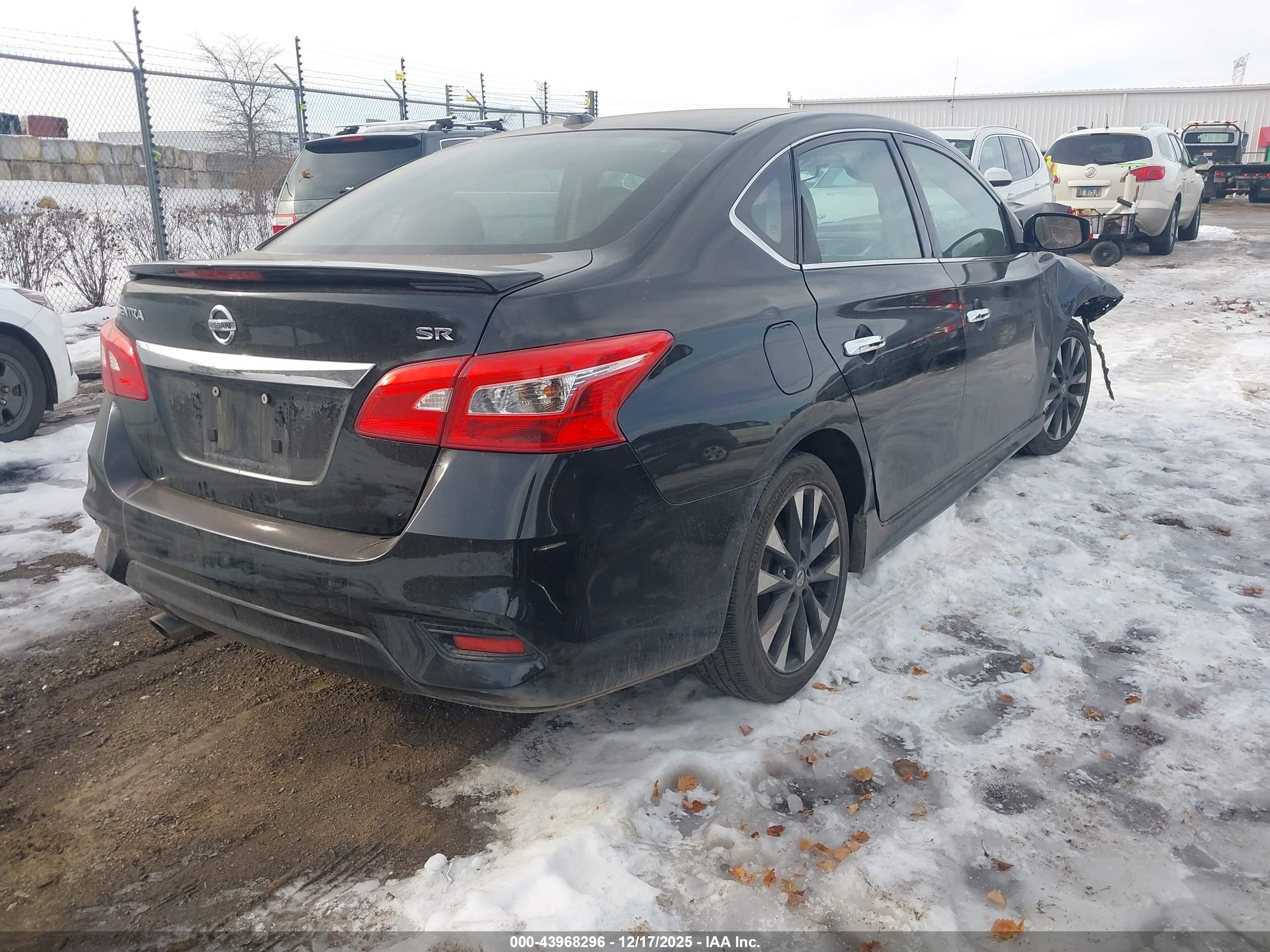 NISSAN SENTRA image 4