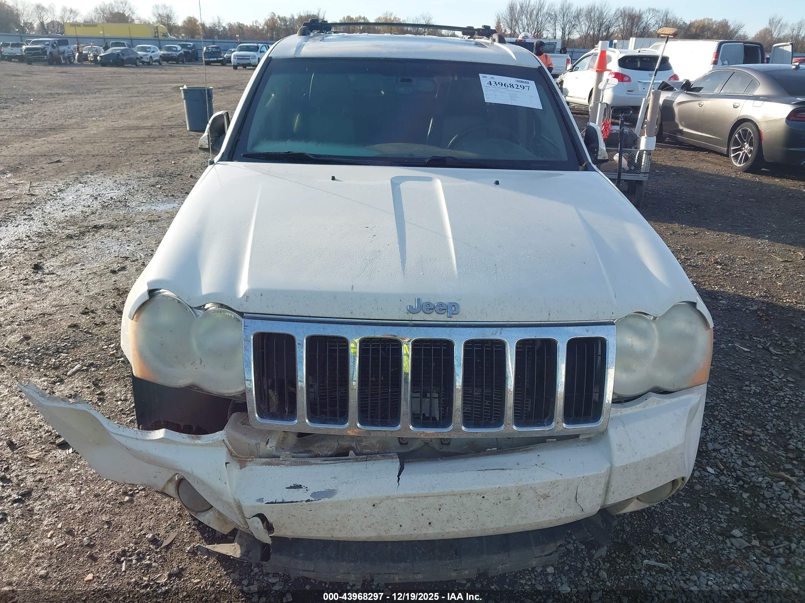 JEEP GRAND image 6