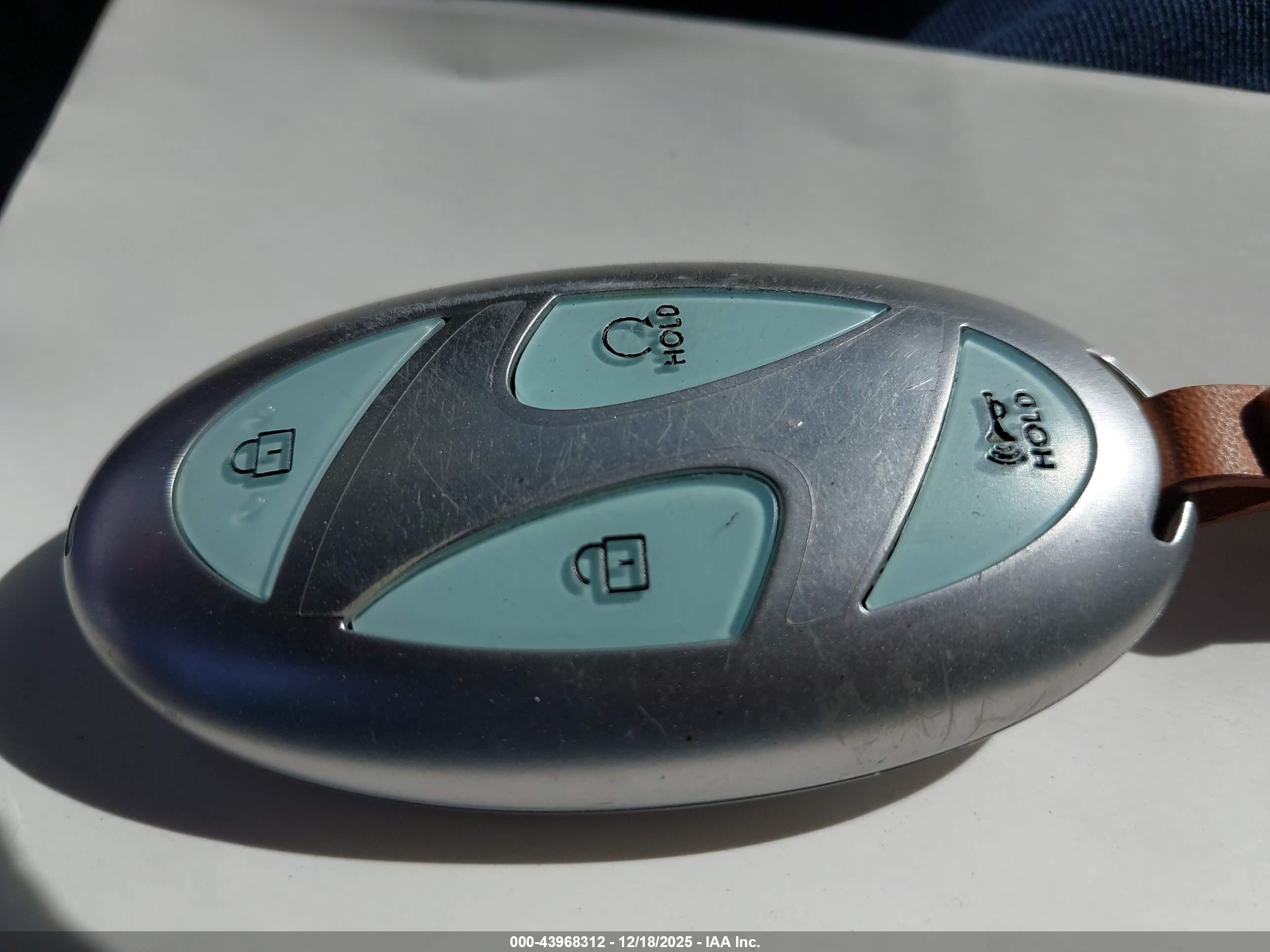HYUNDAI IONIQ image 11