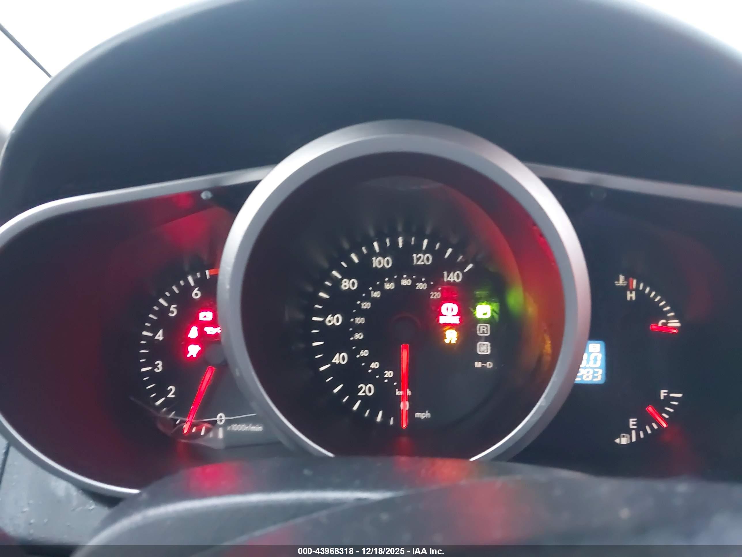 MAZDA CX-7 image 7
