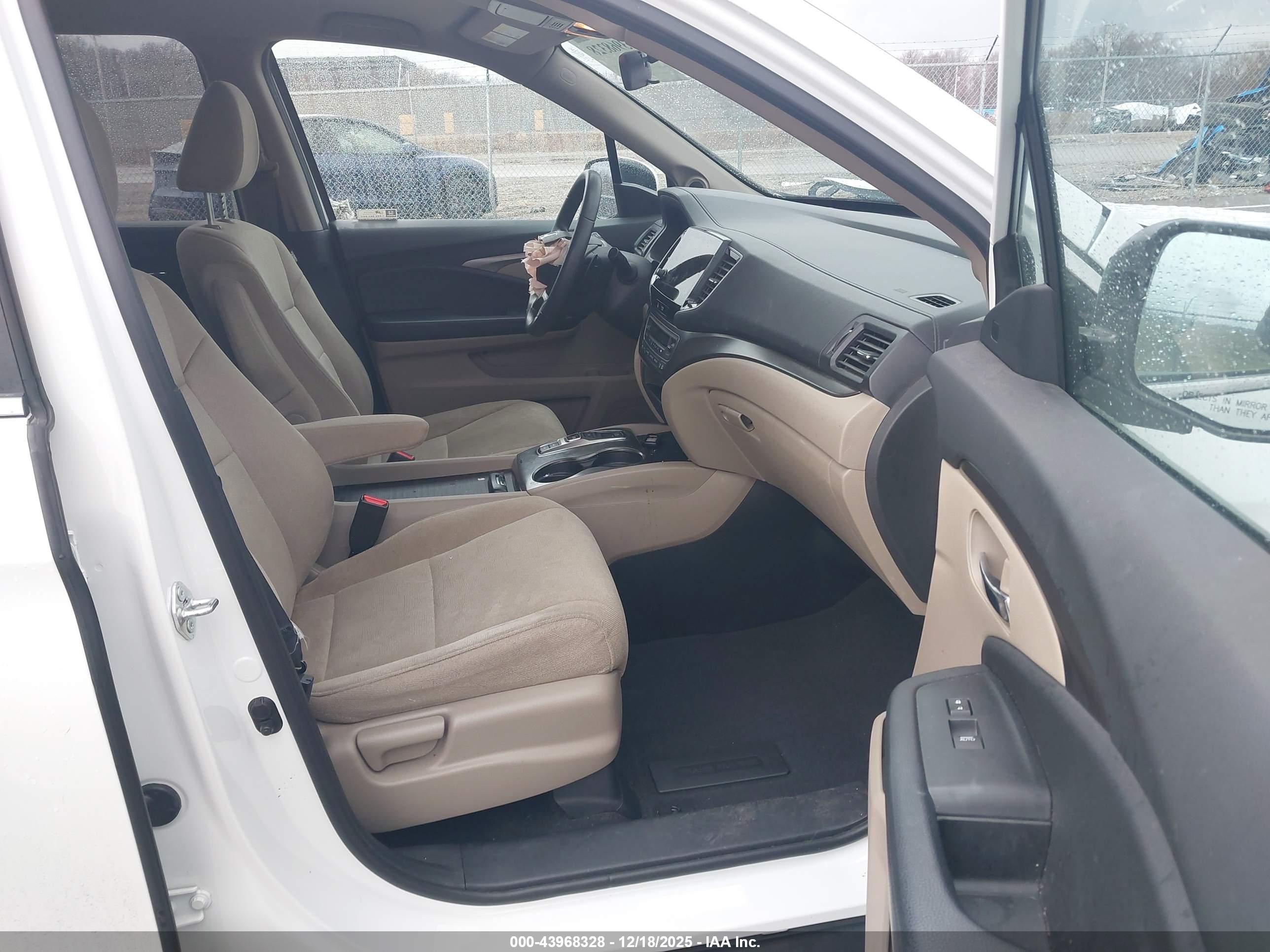 HONDA PILOT image 5
