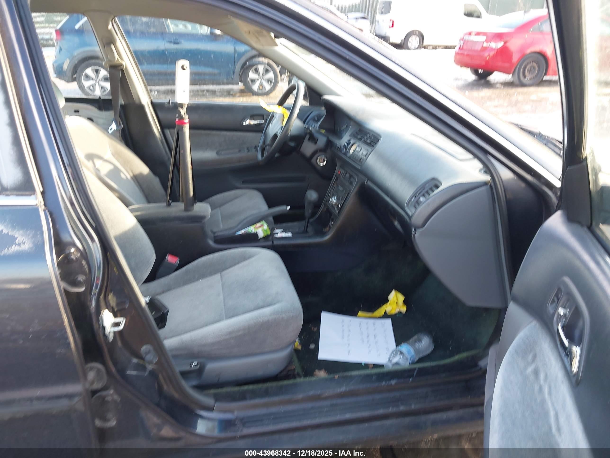 HONDA ACCORD image 5