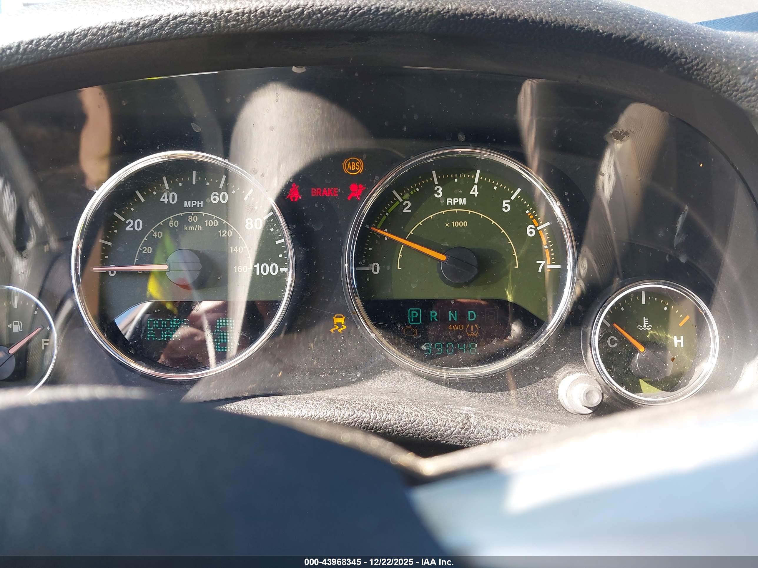 JEEP WRANGLER image 7