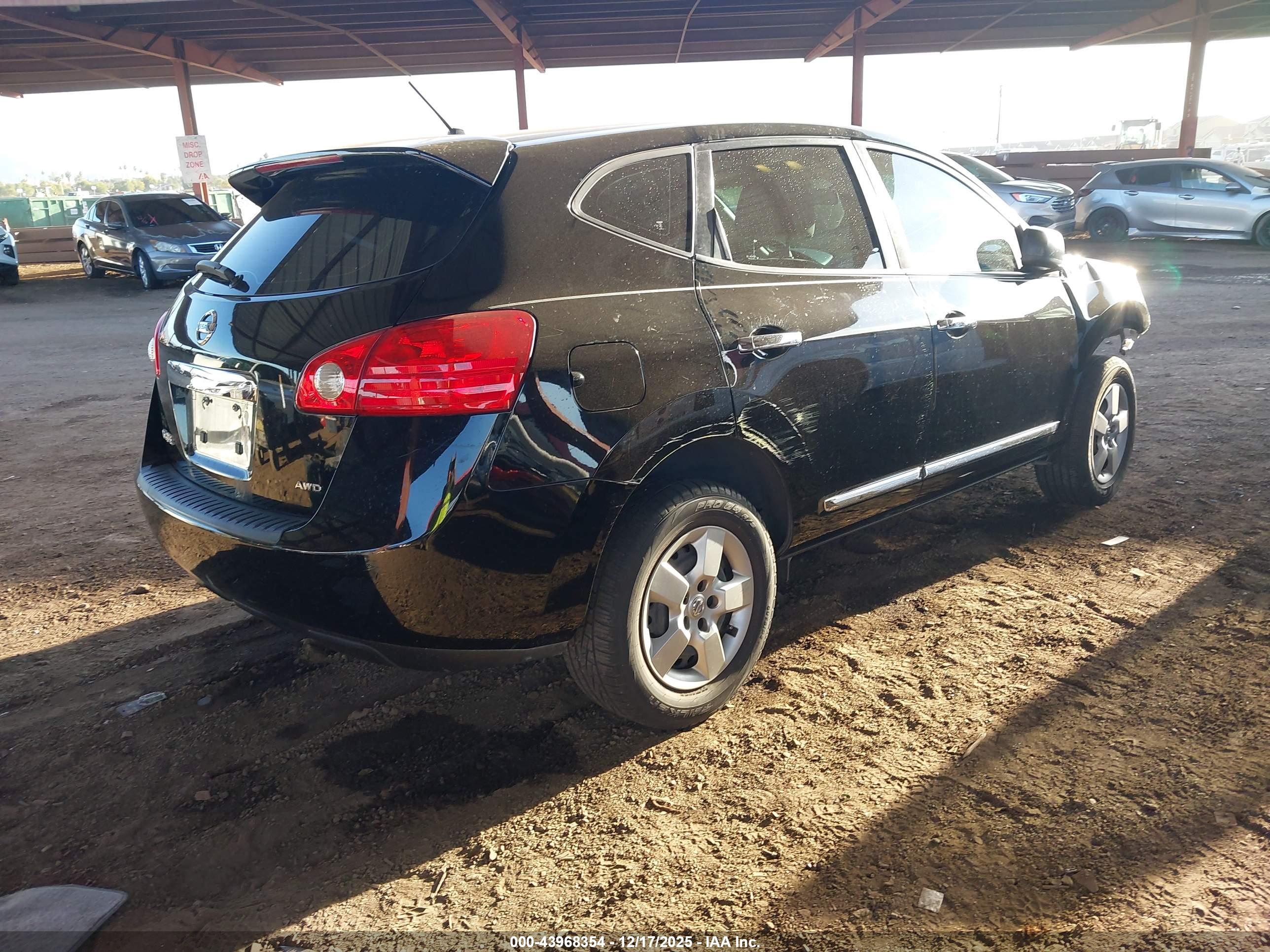 NISSAN ROGUE image 4