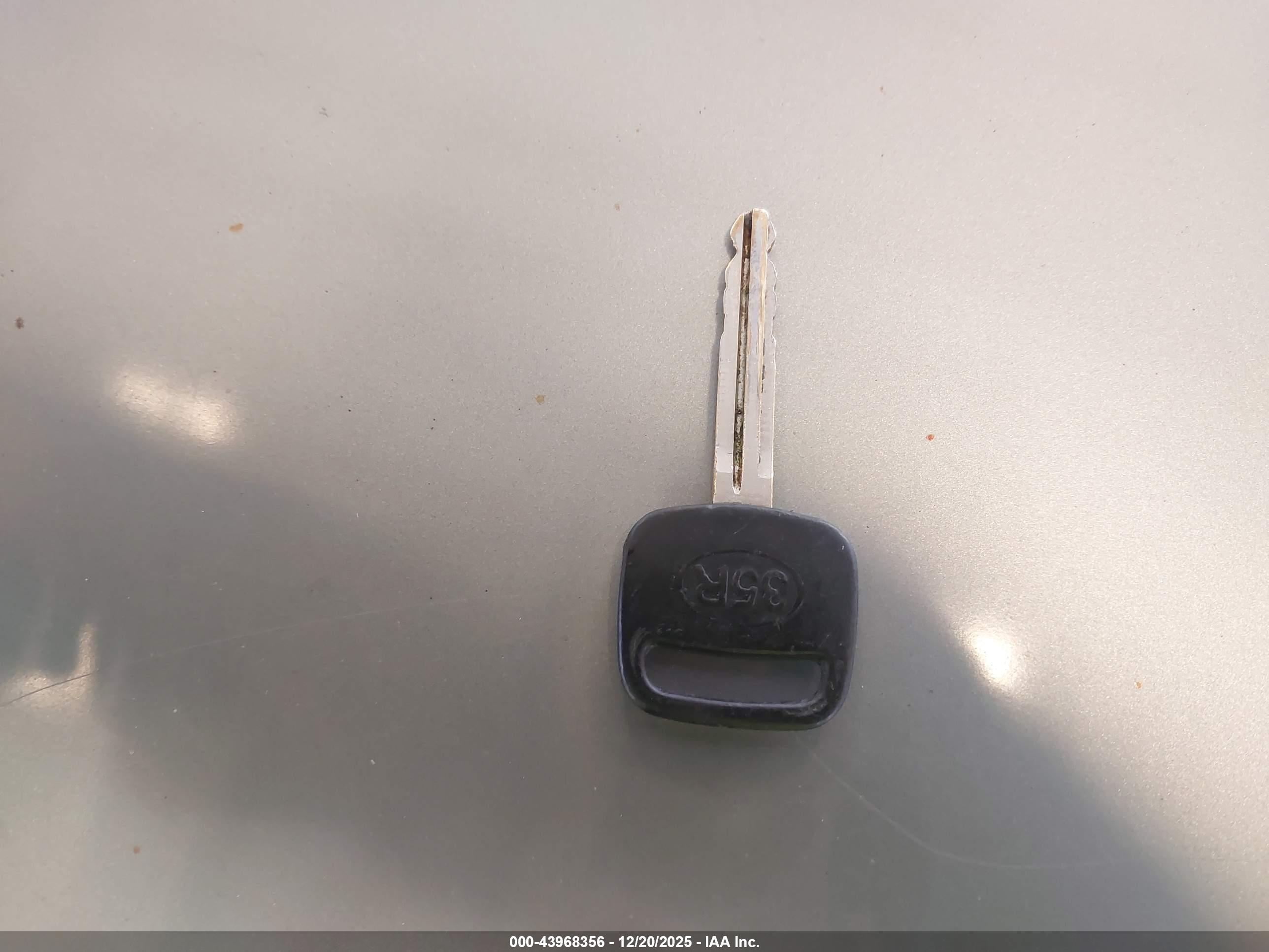 TOYOTA COROLLA image 11