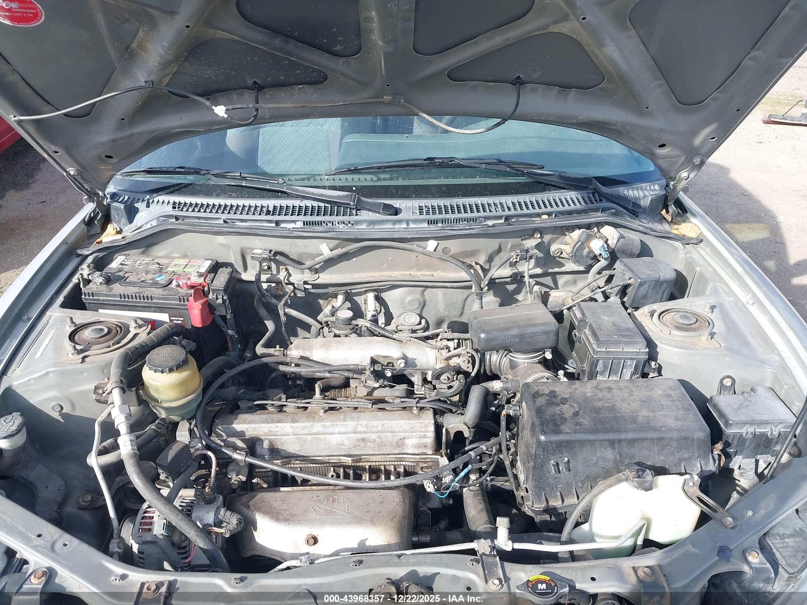 TOYOTA RAV4 image 10