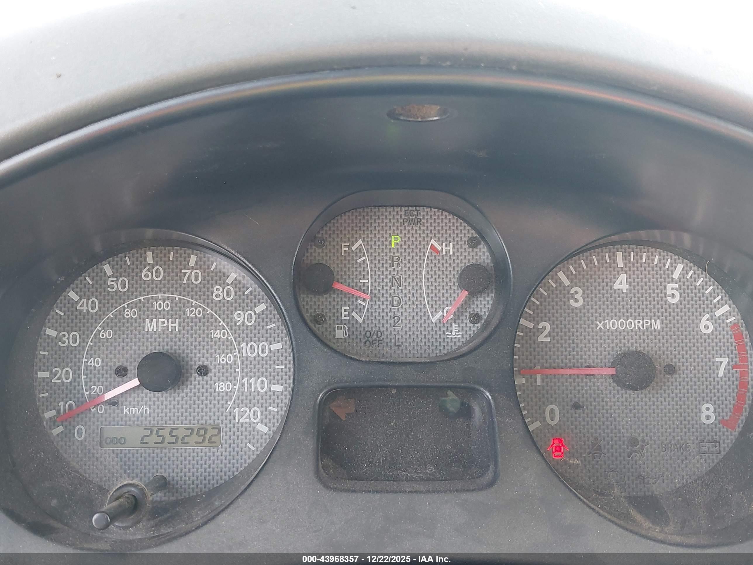 TOYOTA RAV4 image 7