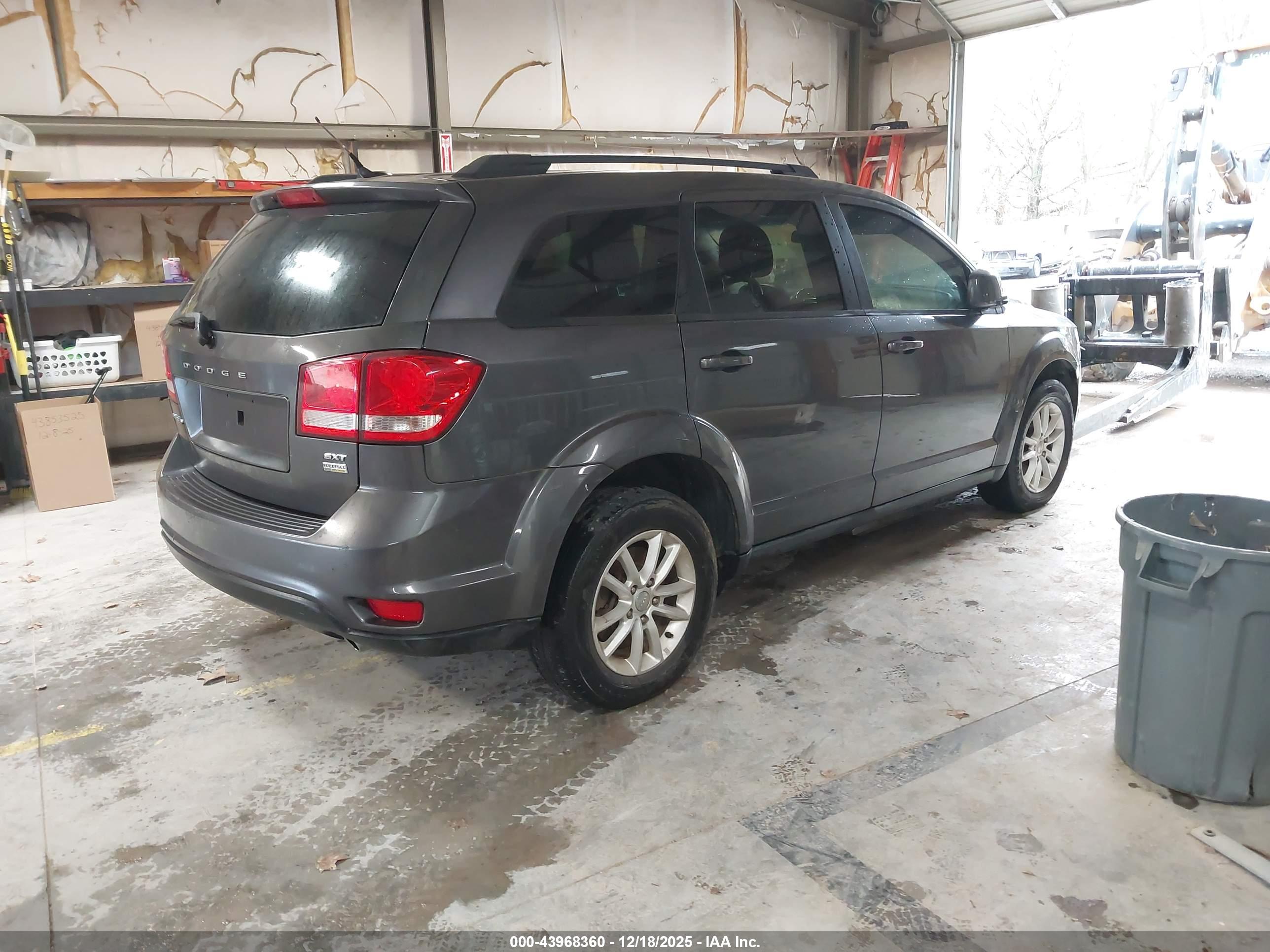 DODGE JOURNEY image 4