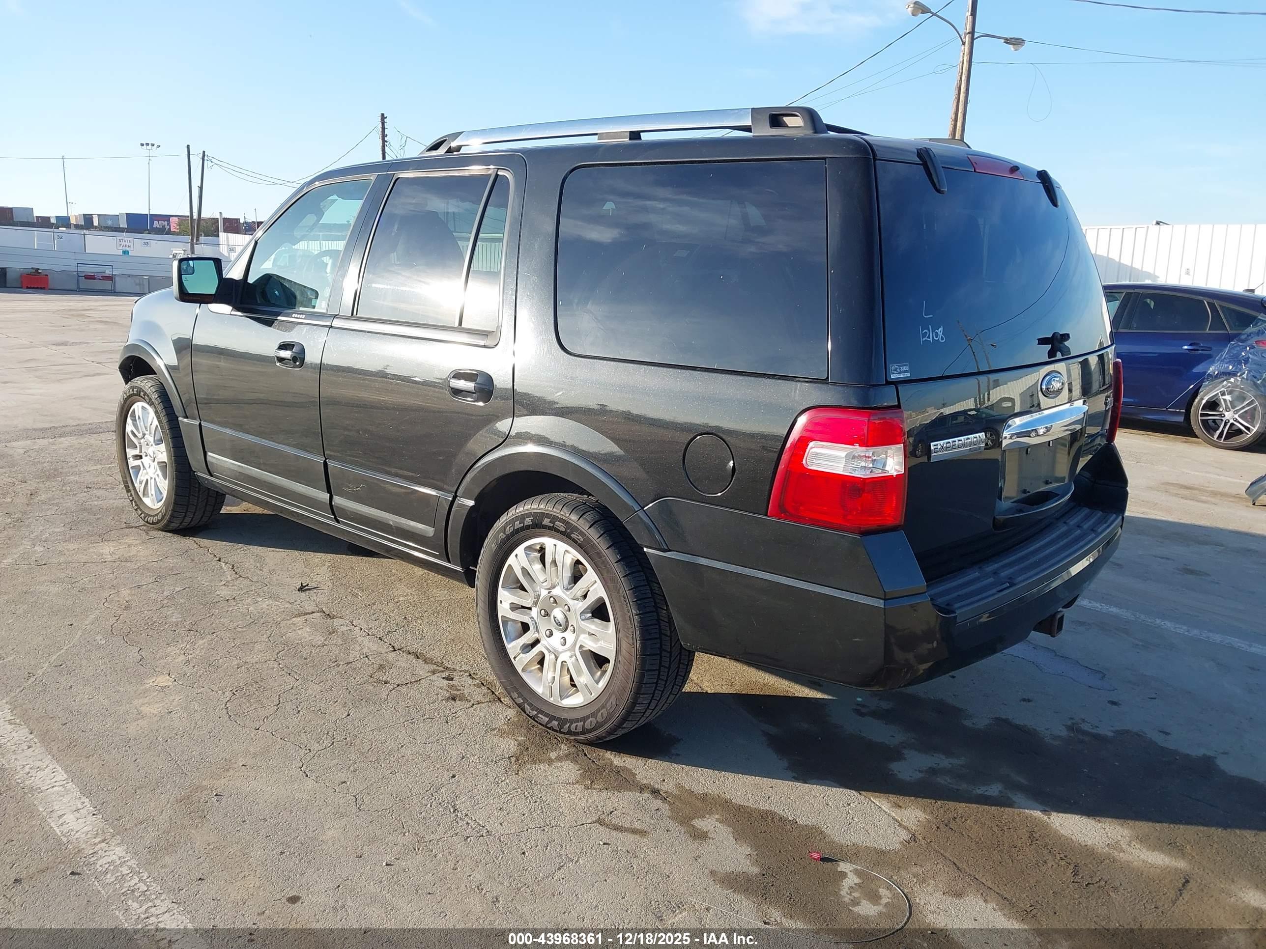 FORD EXPEDITION image 3