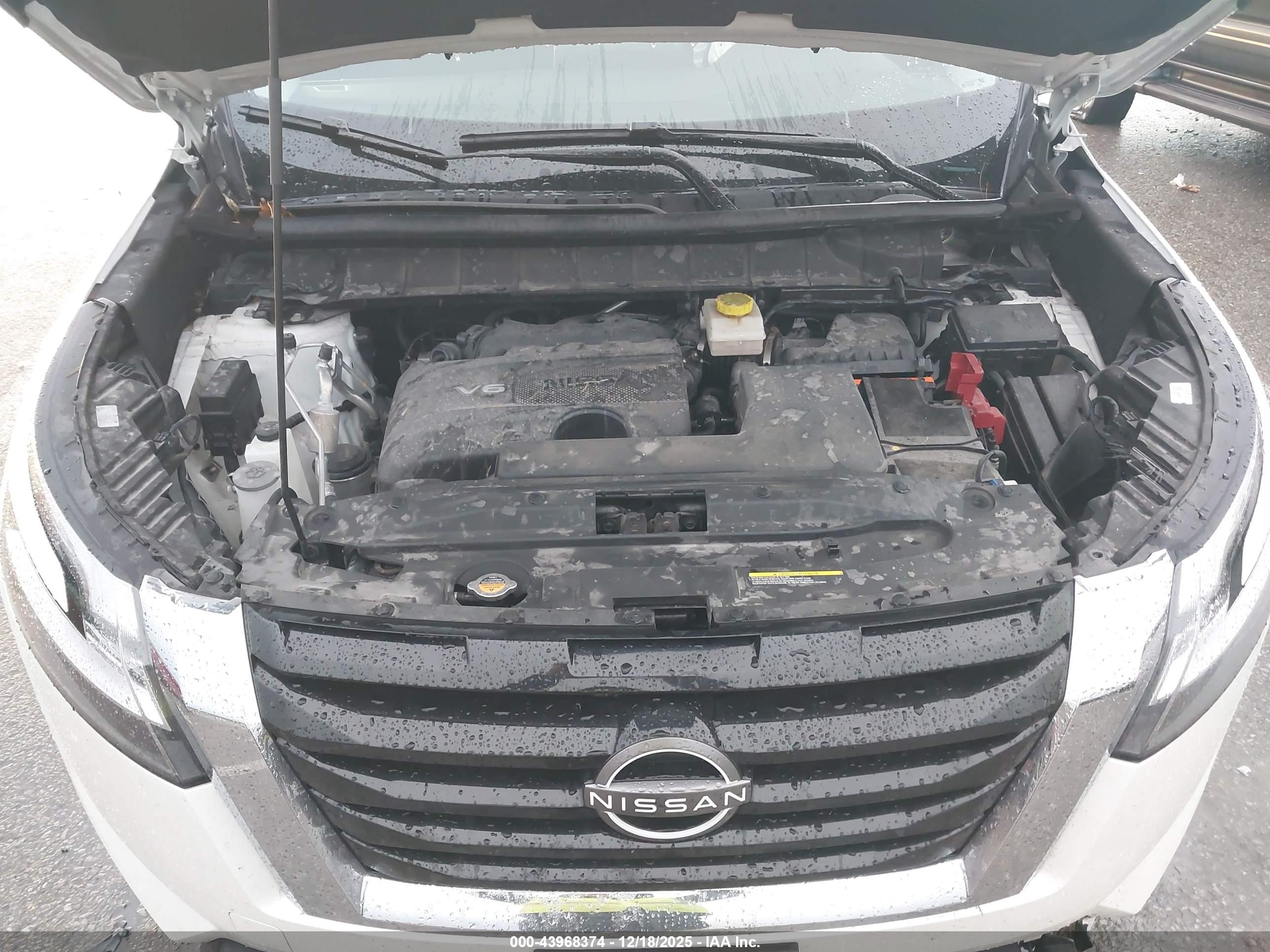 NISSAN PATHFINDER image 10